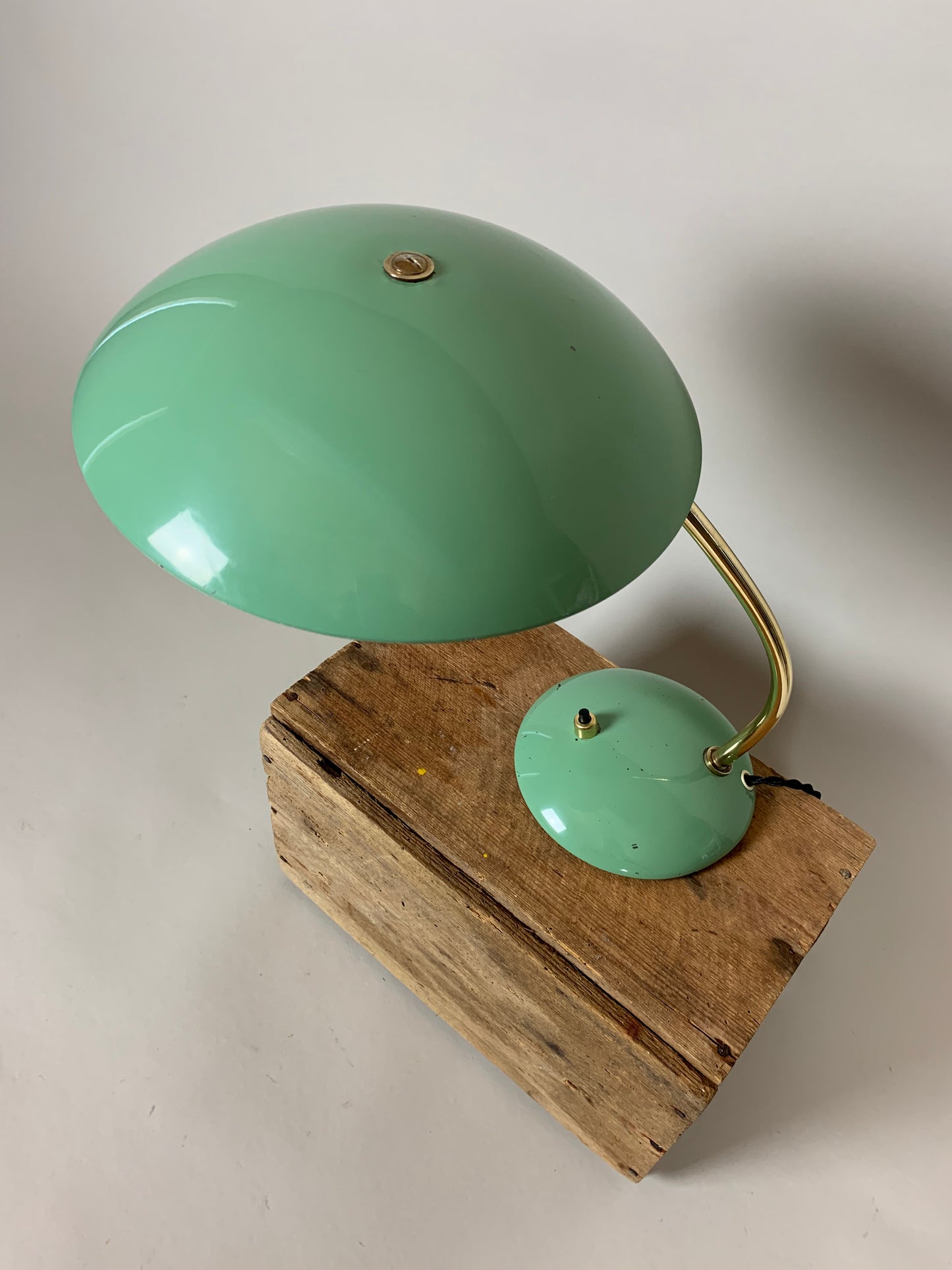 Kaiser Idell 6781 - Mintgrün