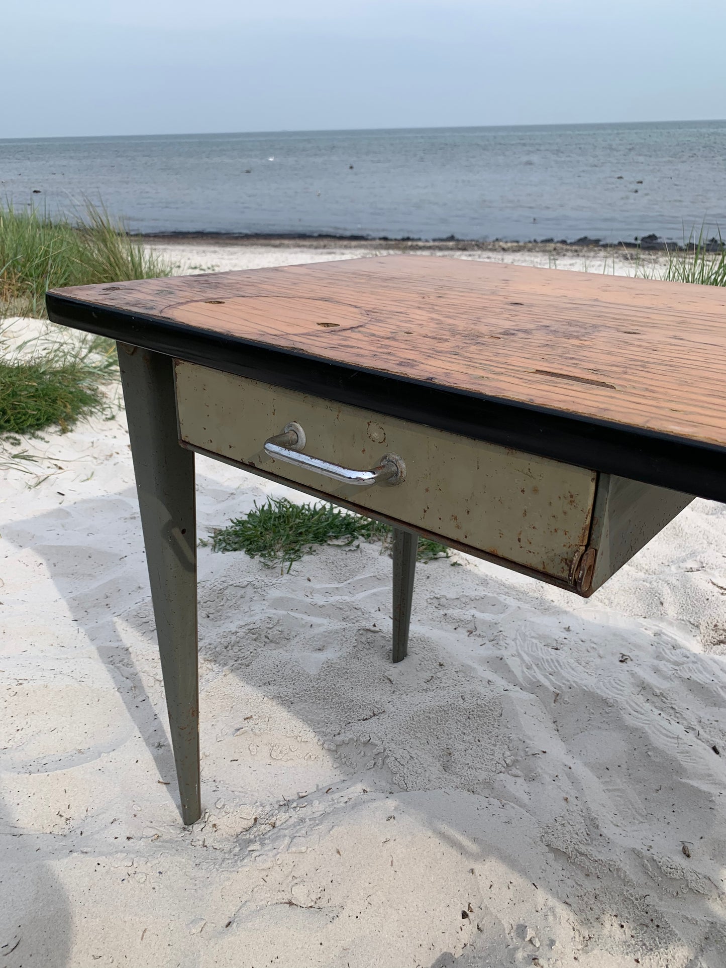 Industrieller Tisch