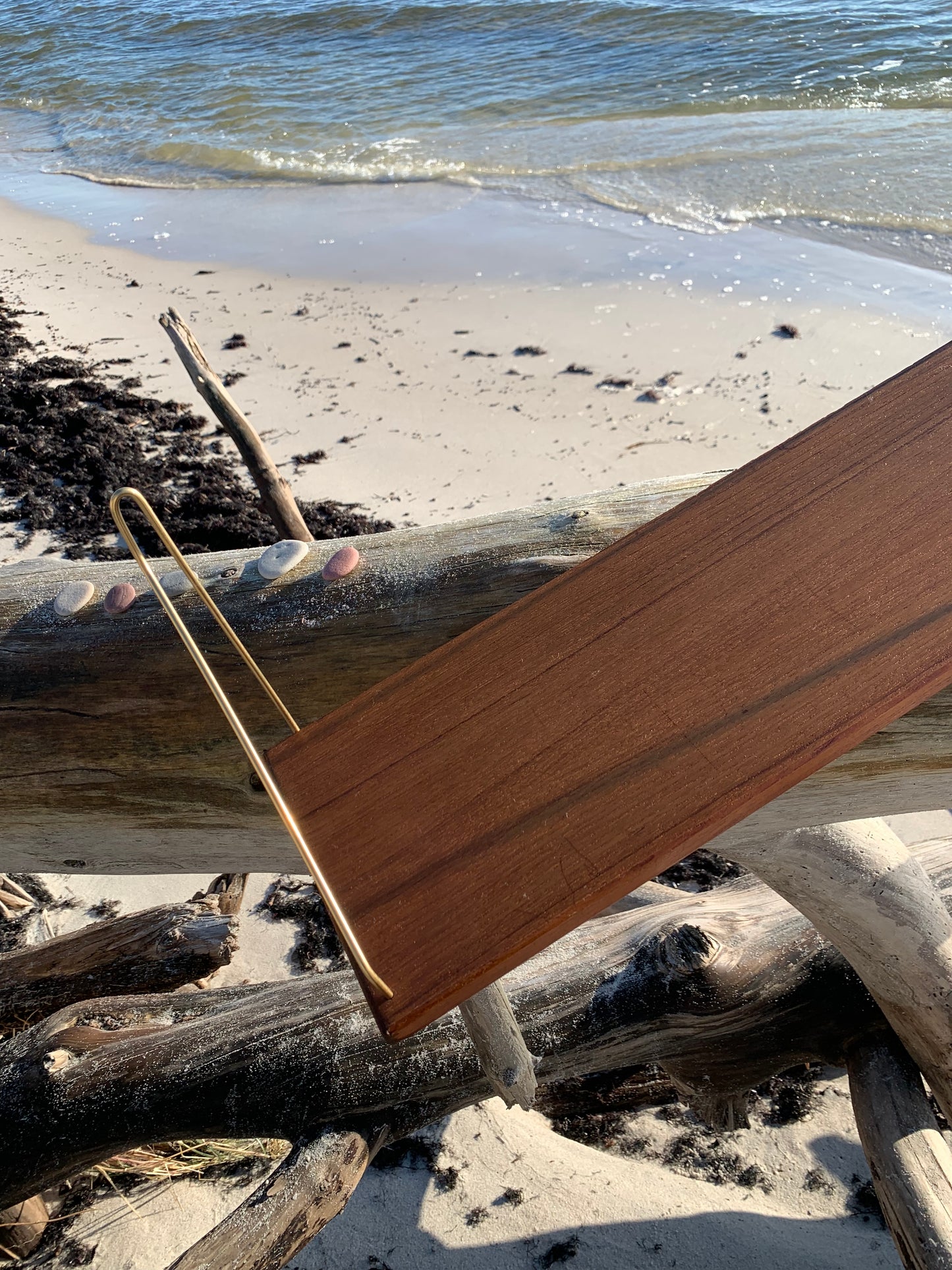 Regal aus Teakholz