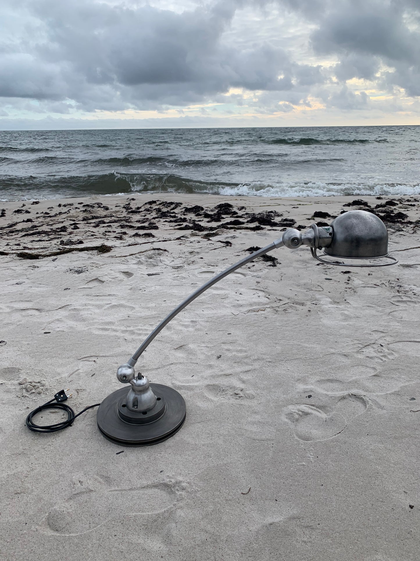 Jieldé Tischlampe mit gebogenem Arm