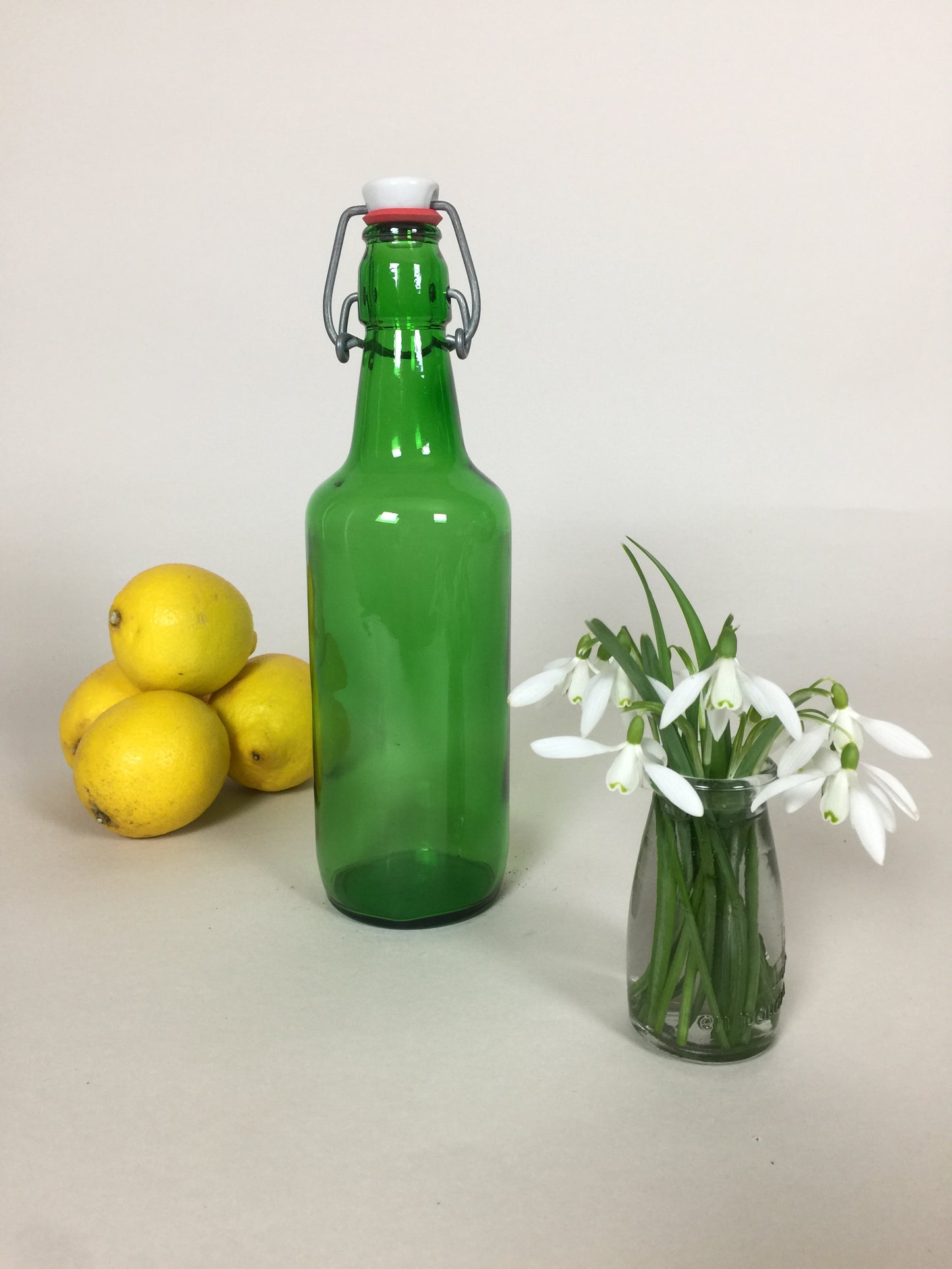 Grüne Patentflasche aus Schweden