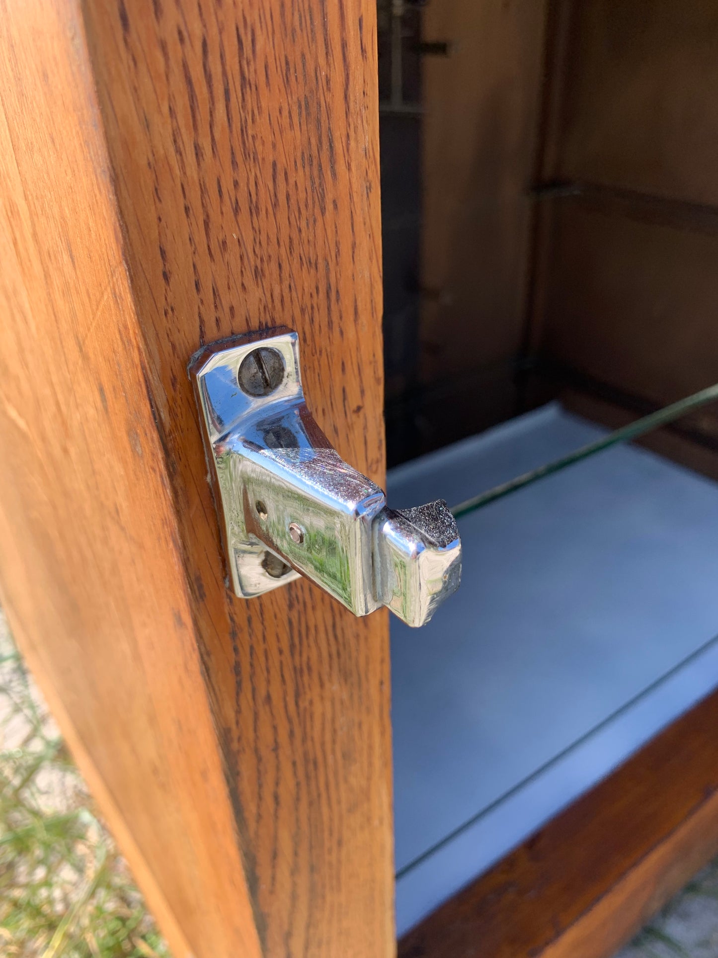 Französischer Laborschrank
