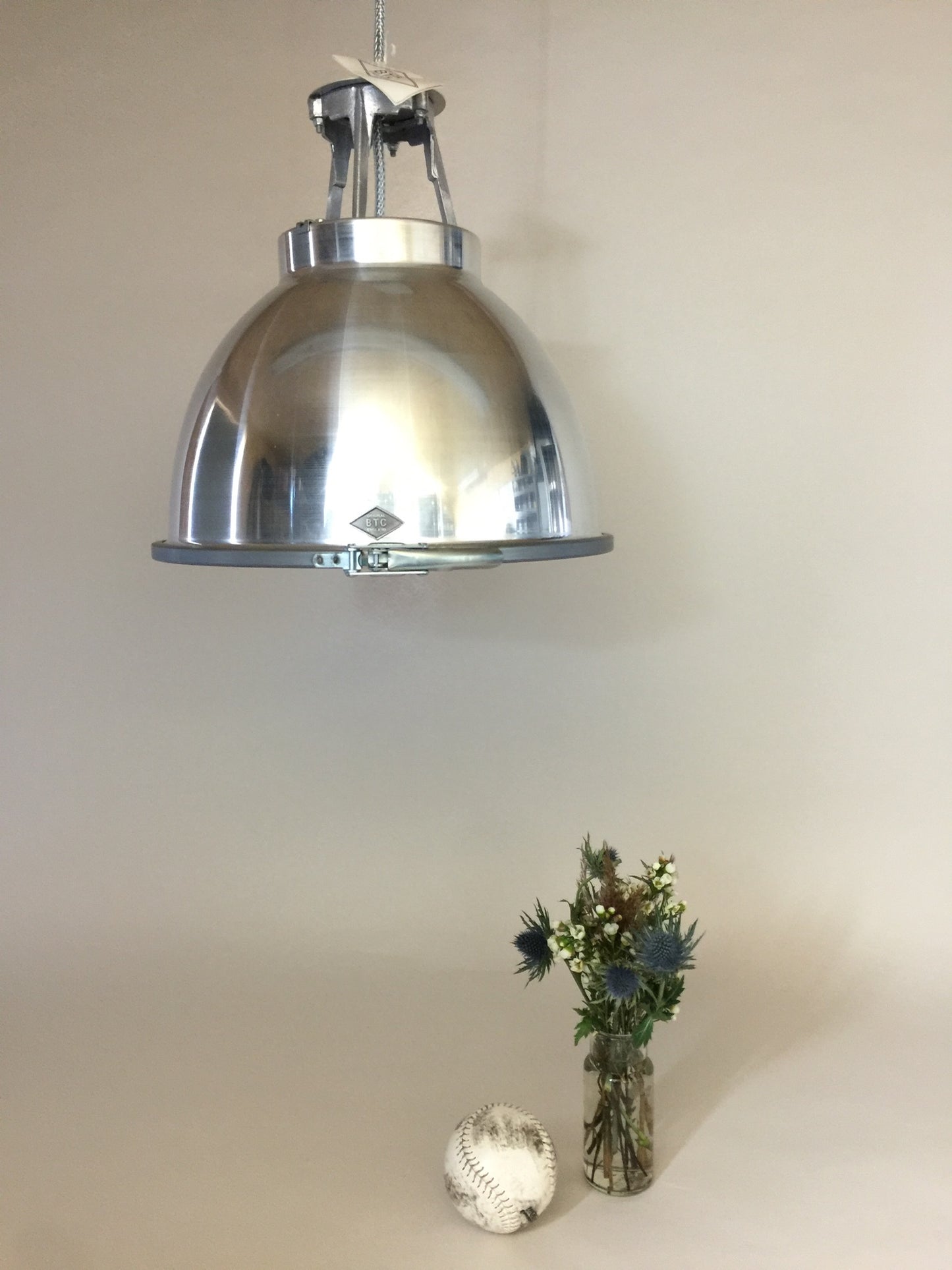 Original BTC Lampe - Titan mit sandgestrahltem Glas