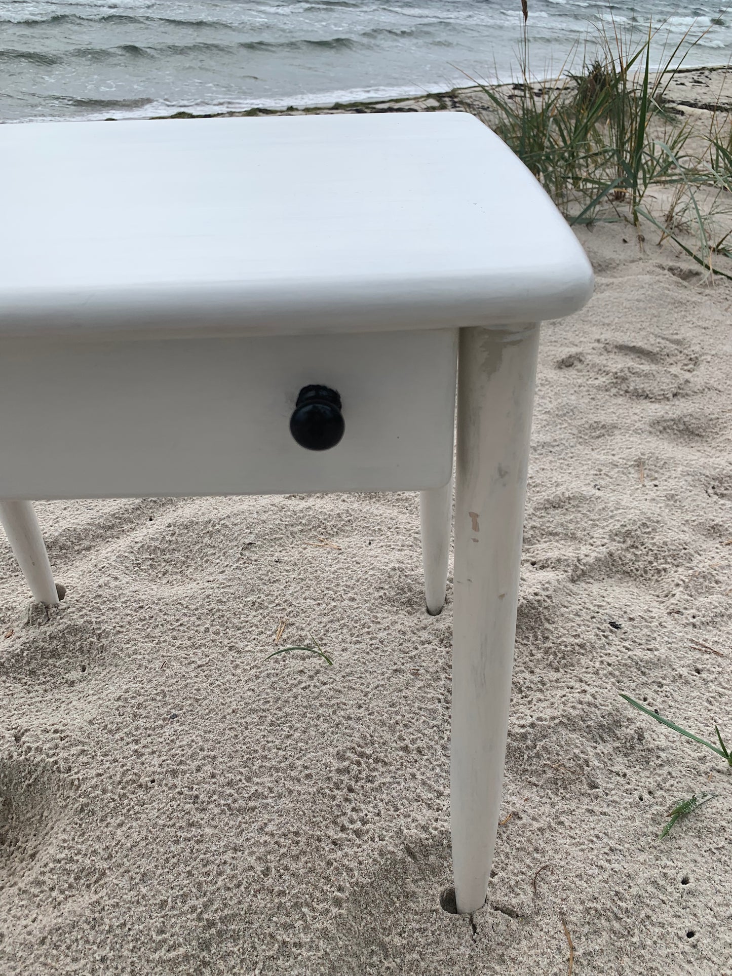 Kindertisch mit Schublade