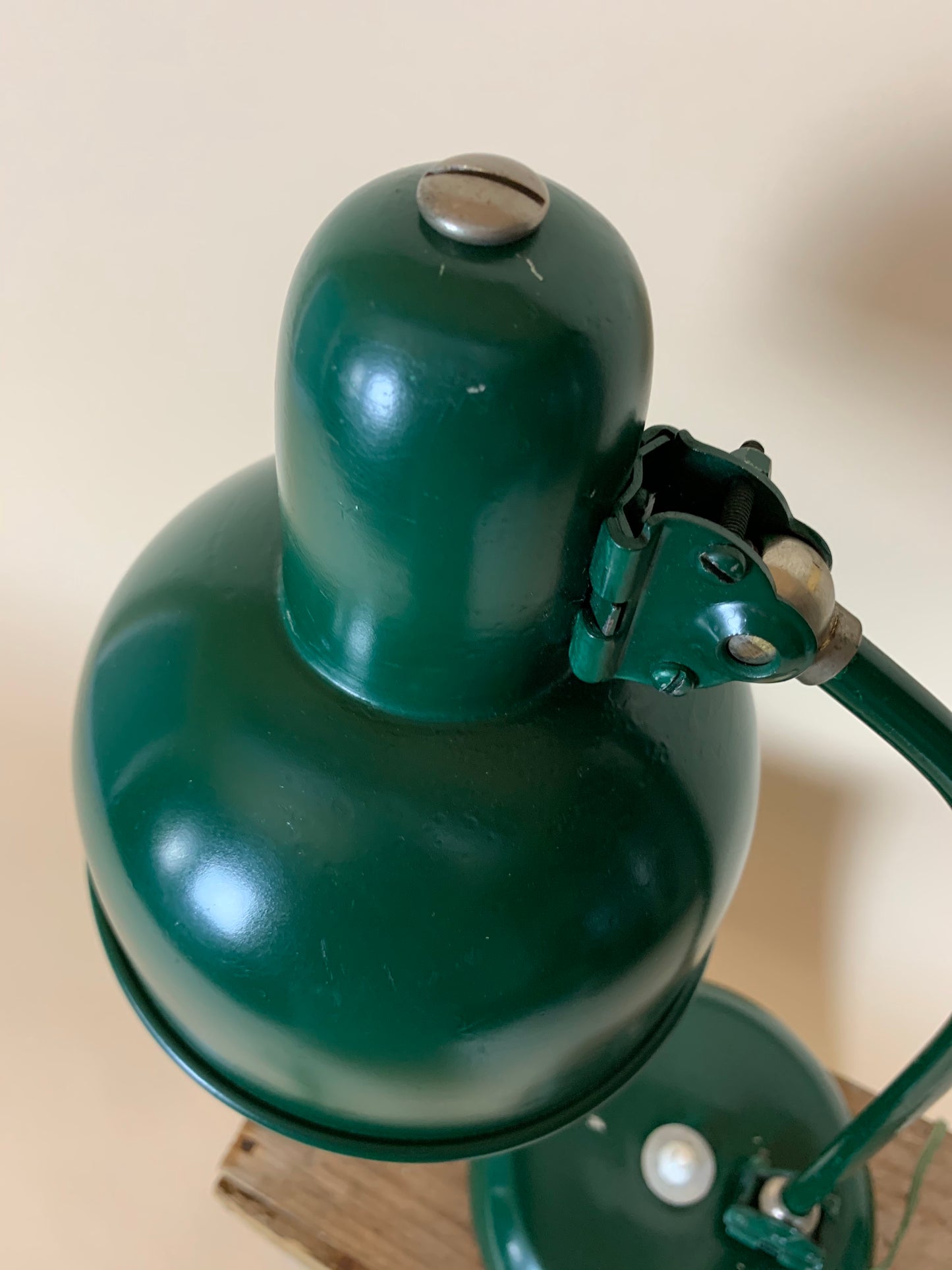 Grüne Bauhauslampe