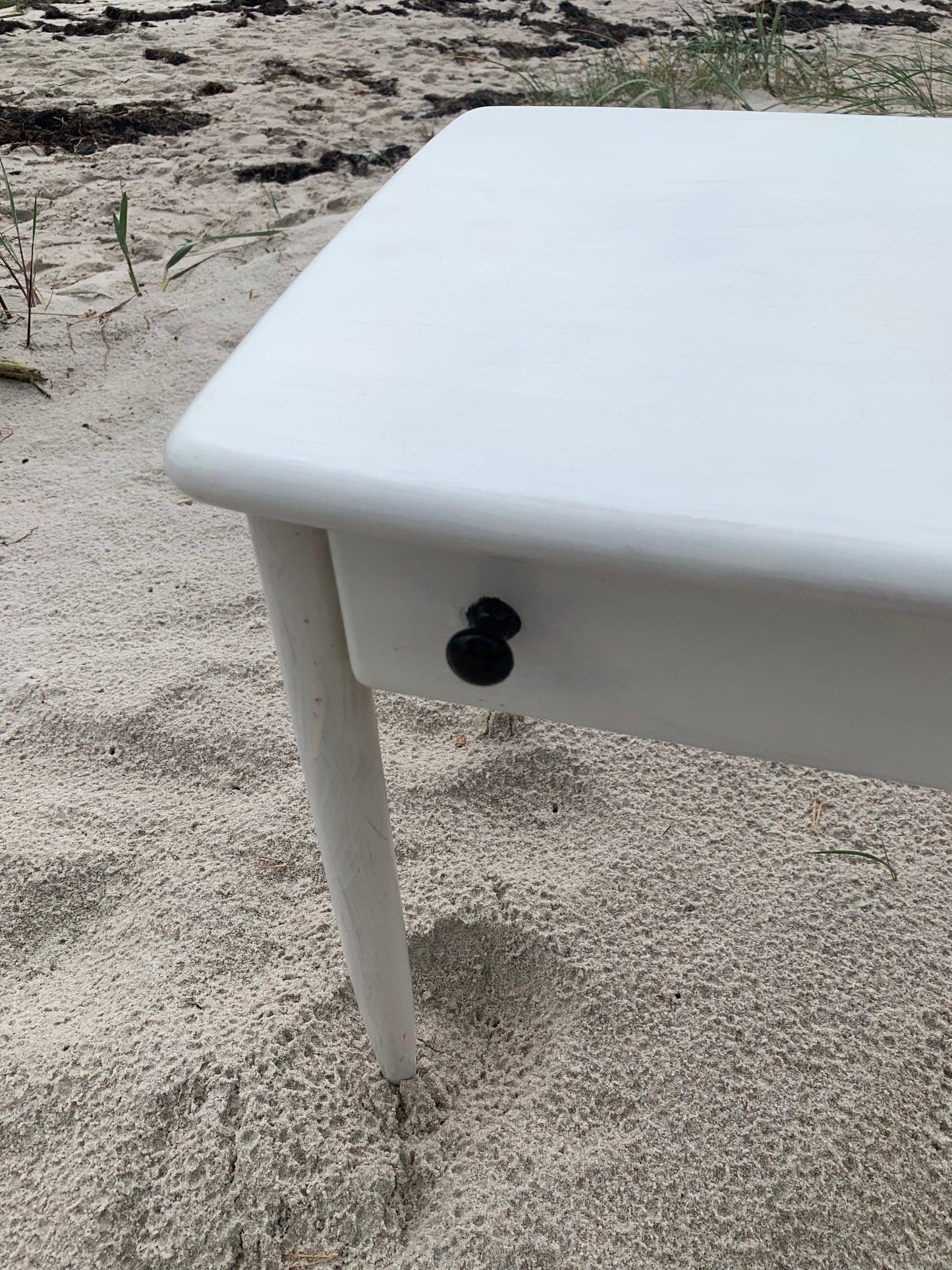 Kindertisch mit Schublade