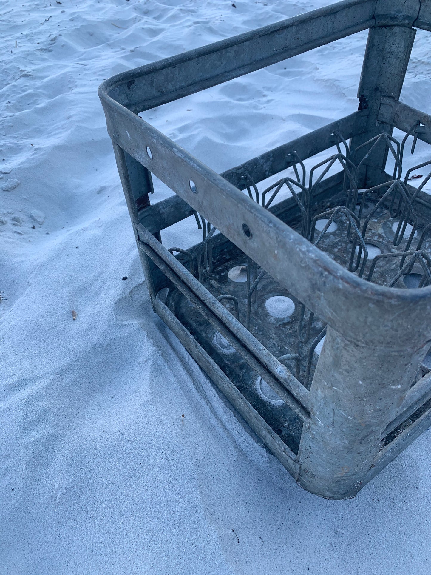 Schönes Metalletui für Flaschen