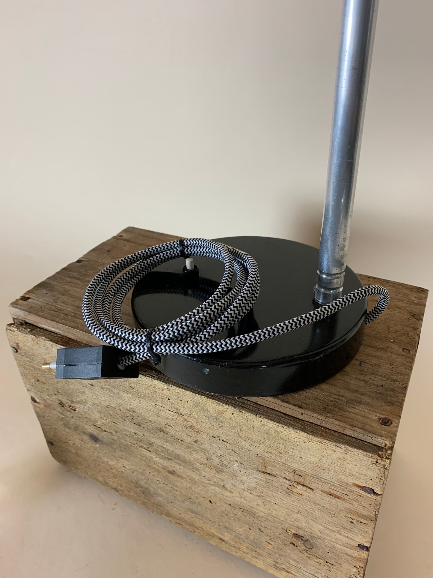 Kaiser Idell 6561 Tischleuchte