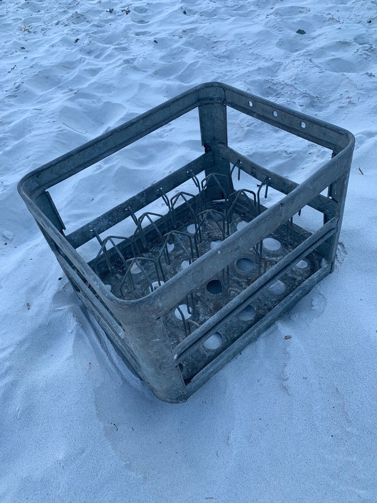 Schönes Metalletui für Flaschen