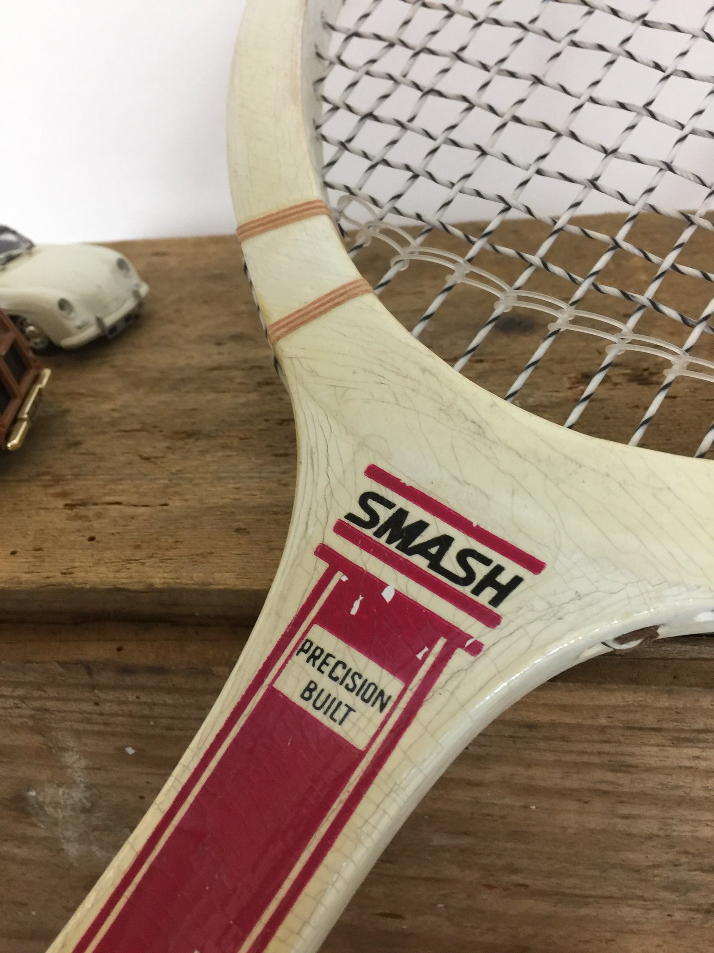 Schöner alter Tennisschläger