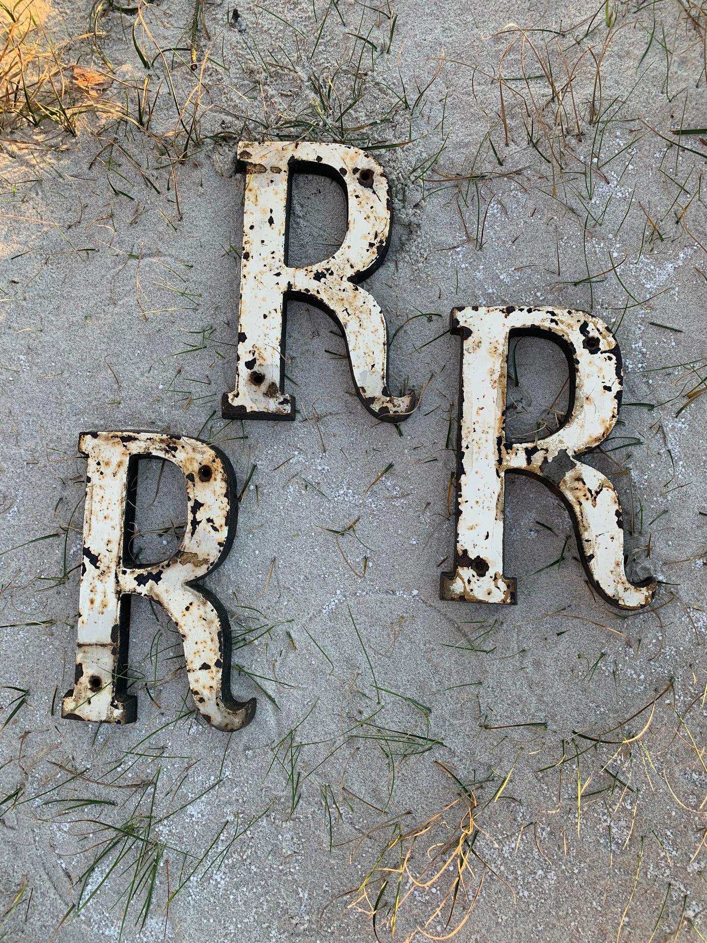 Brief - R