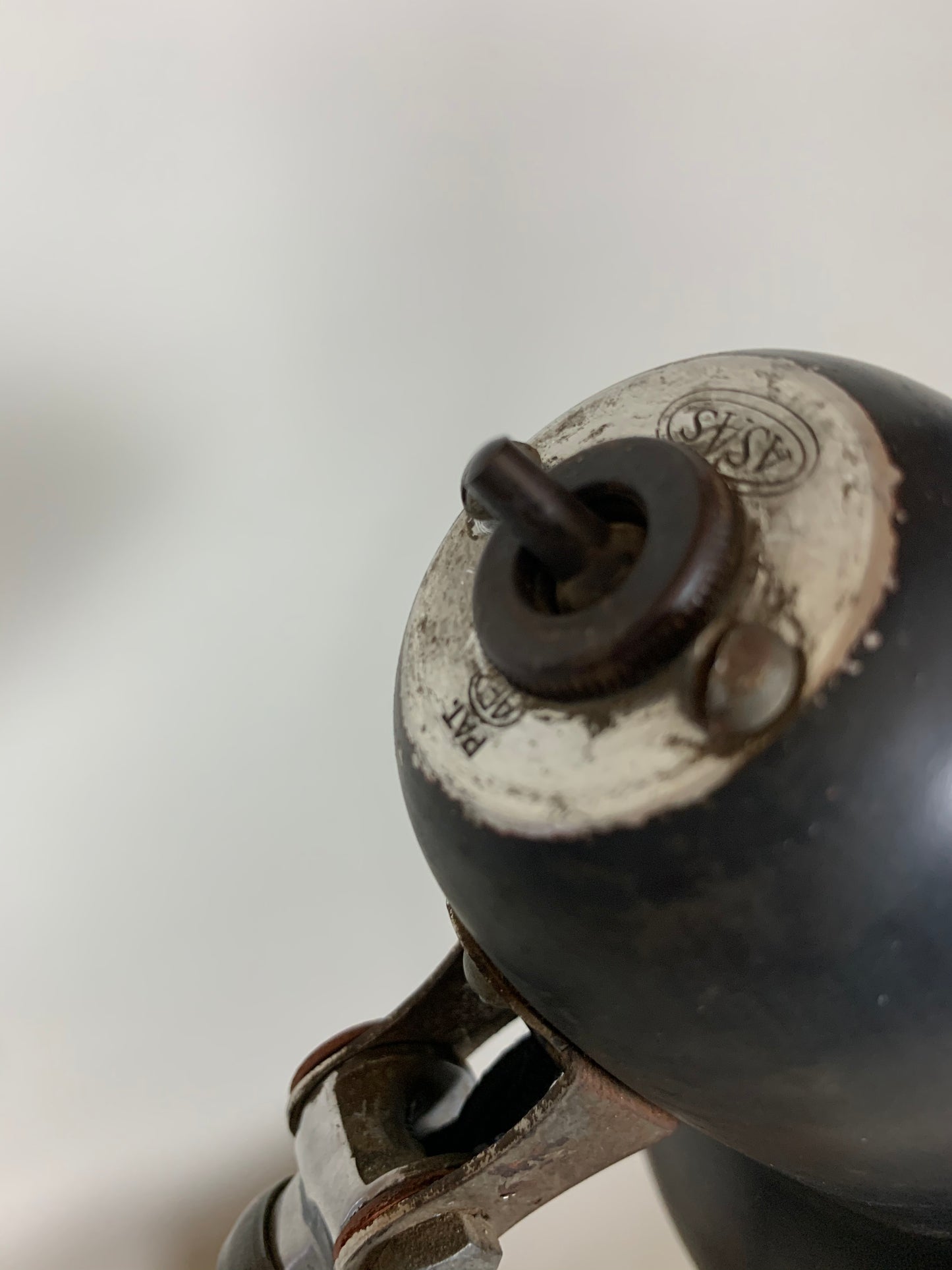 Schönes Beispiel einer ASAS Lampe