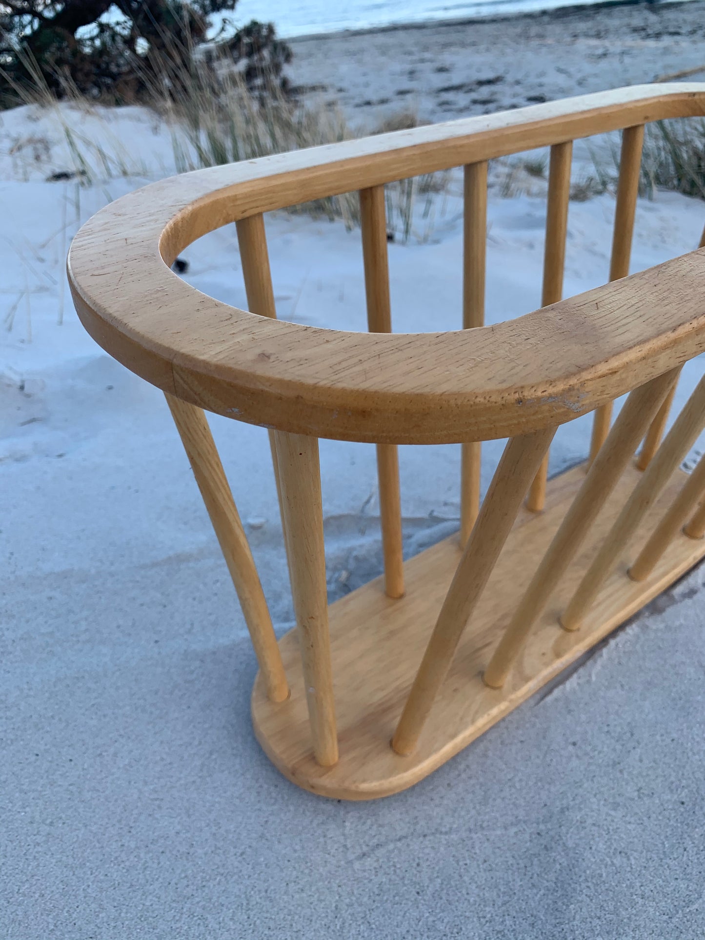 Zeitschriftenhalter aus Holz