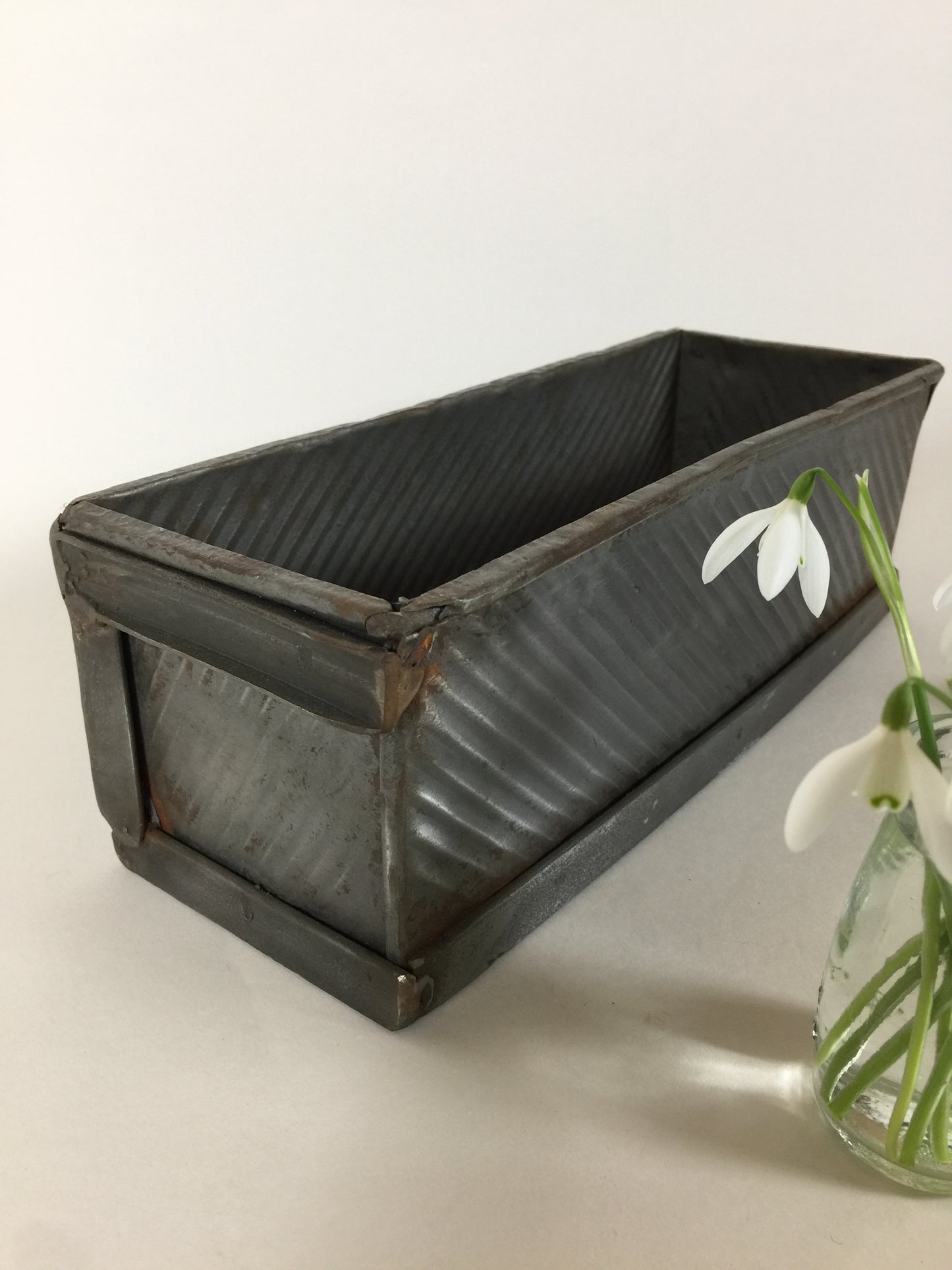 Rohe und dekorative "Backform"