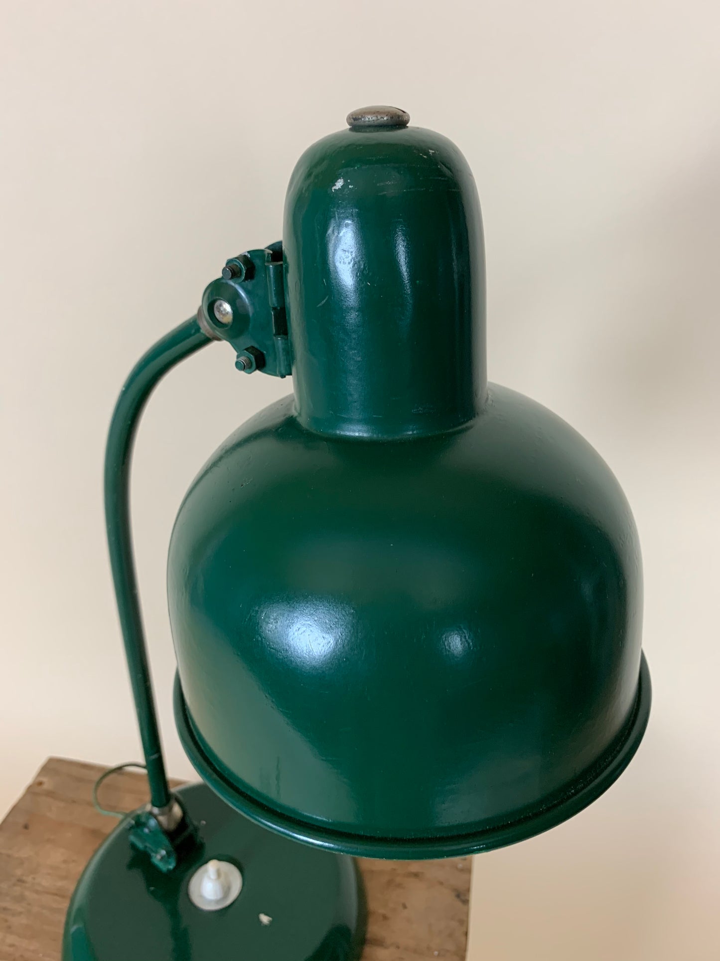 Grüne Bauhauslampe