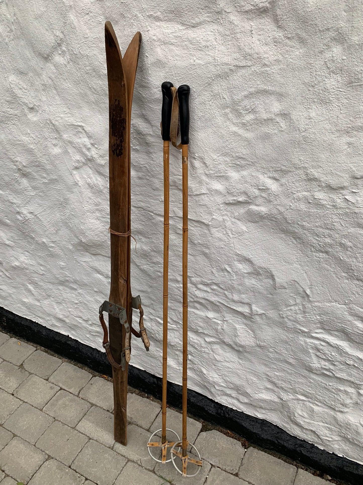 Dekorativer Ski