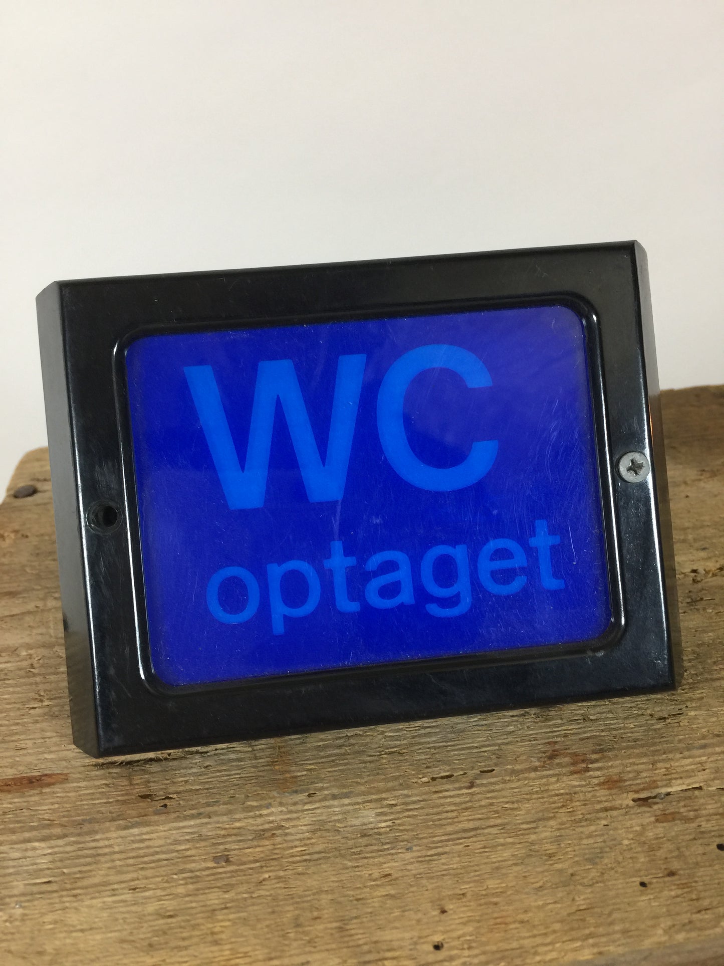 Beleuchtetes Schild für Toilette aus dem Waggon