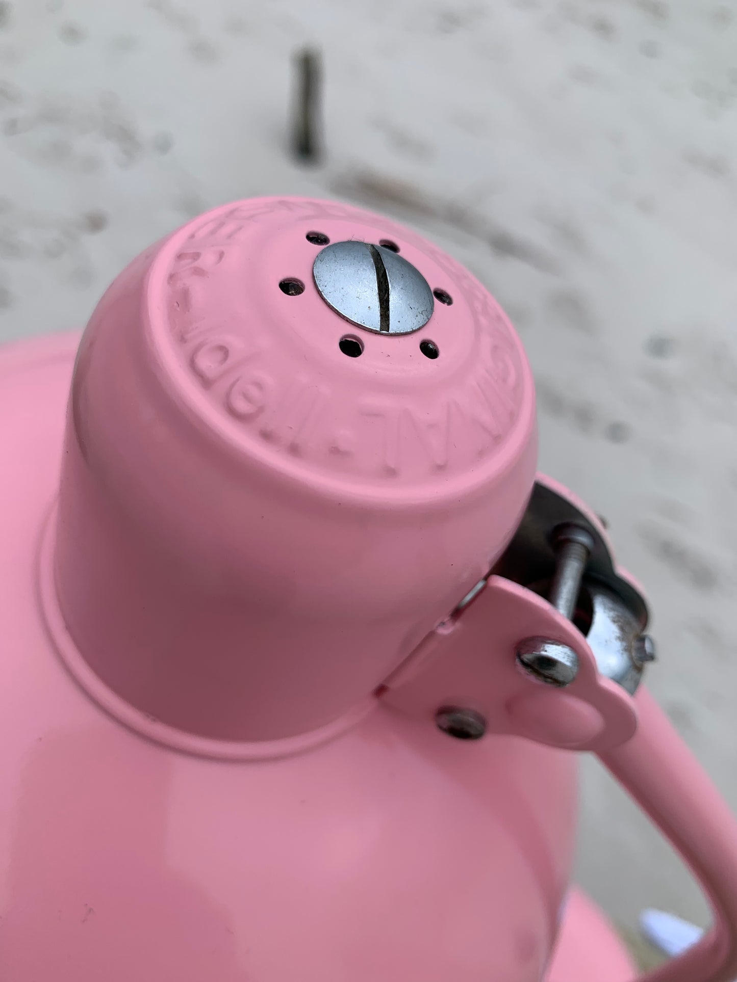 Kaiser Idell 6556 - Rosa