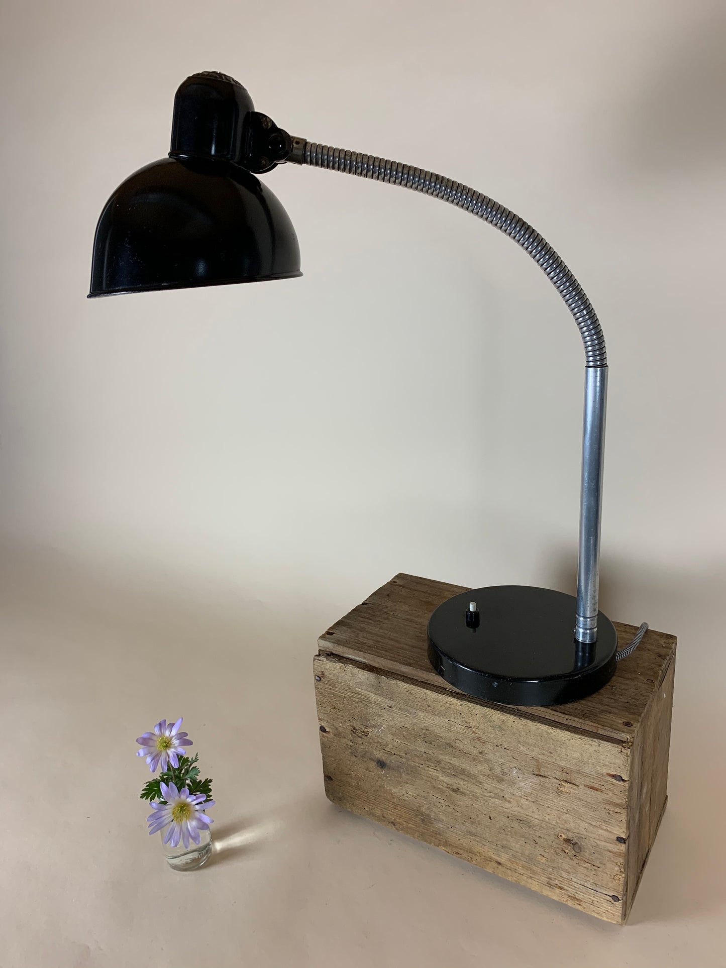 Kaiser Idell 6561 Tischleuchte