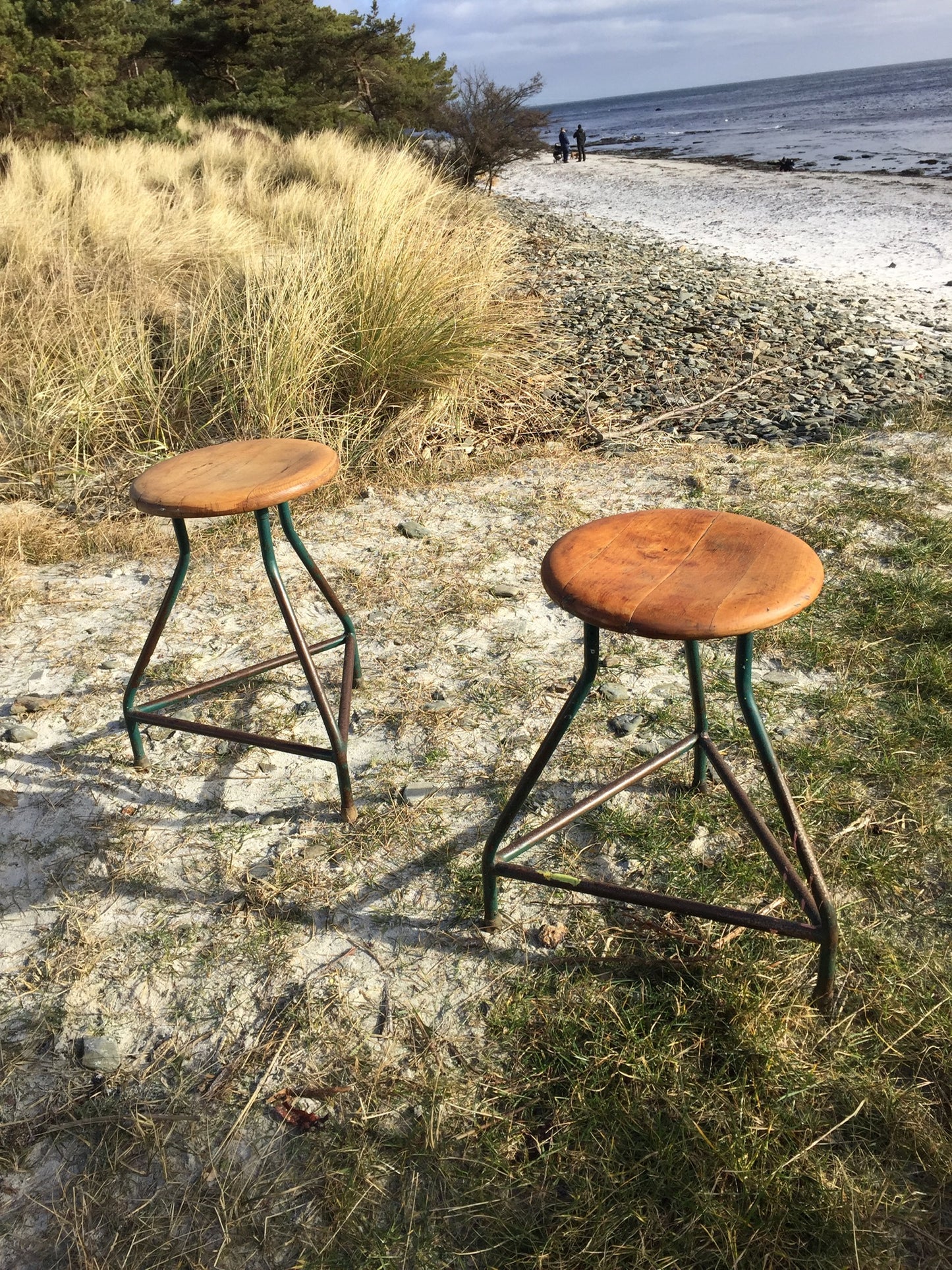 Schöner und industrieller Hocker (Der Preis gilt pro Stück)