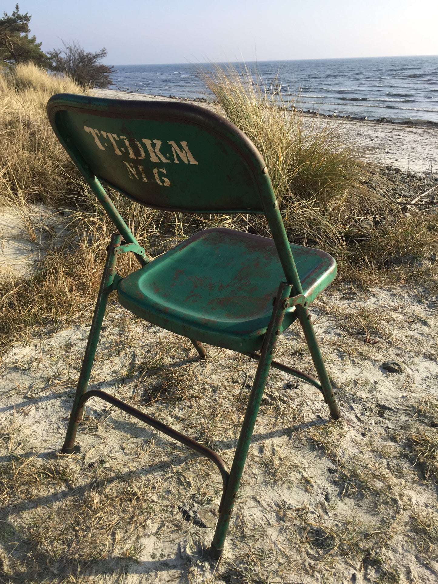 Roher Klappstuhl mit viel Patina (Der Preis gilt pro Stück)