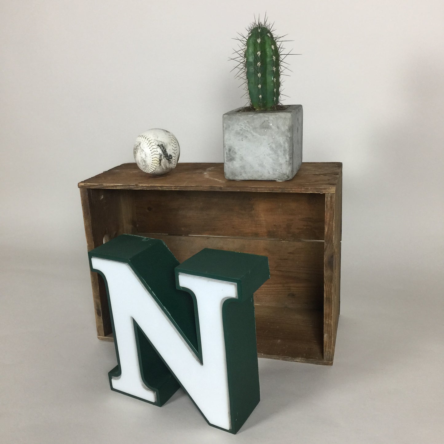 Buchstabe N