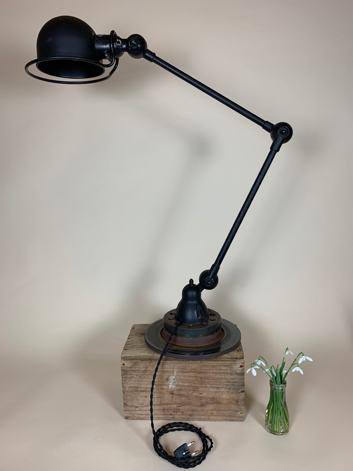 Schwarze Jieldé Wand- oder Tischlampe mit Ein-/Ausschalter