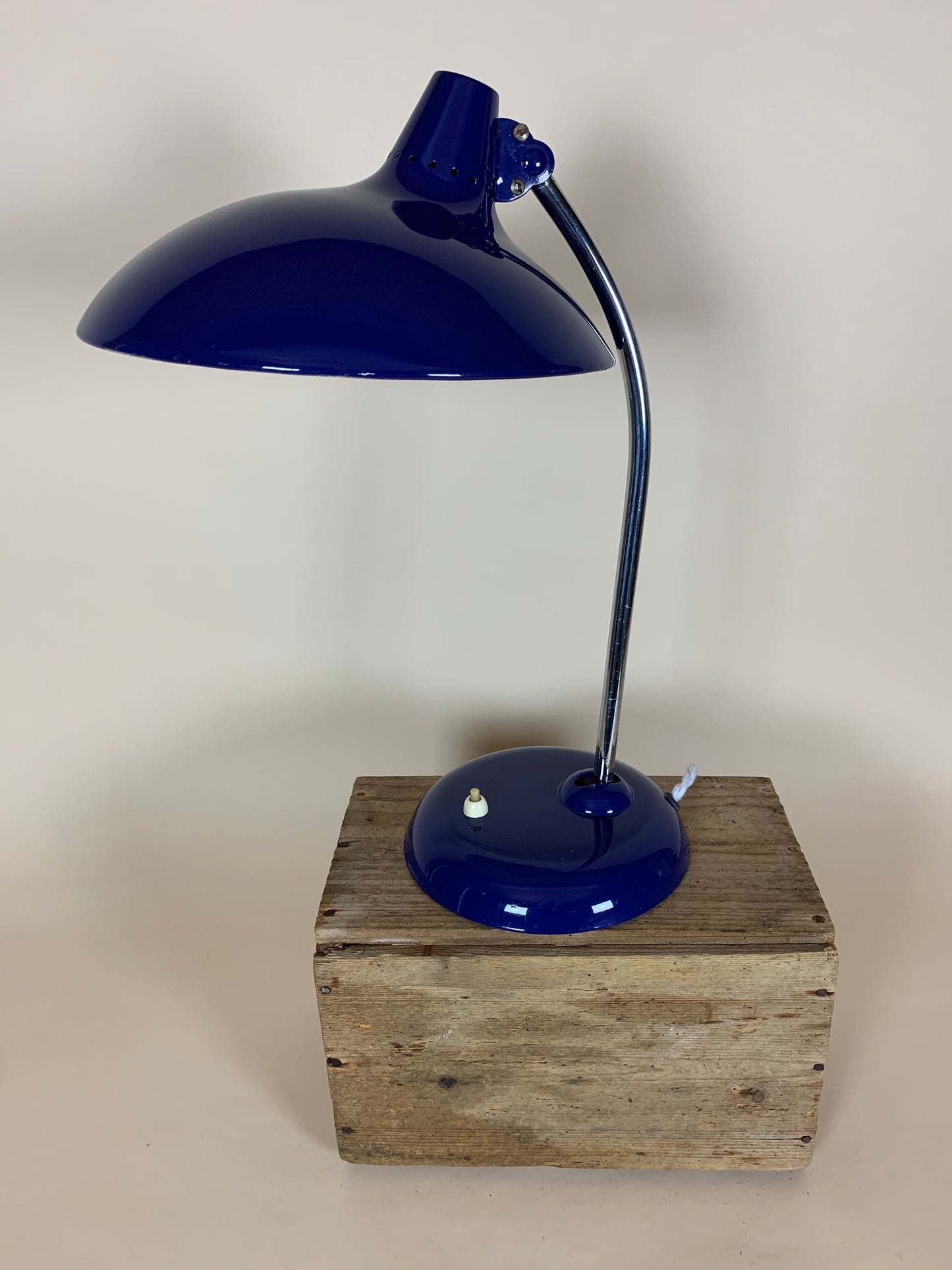 Kaiser Idell 6786 - Blau