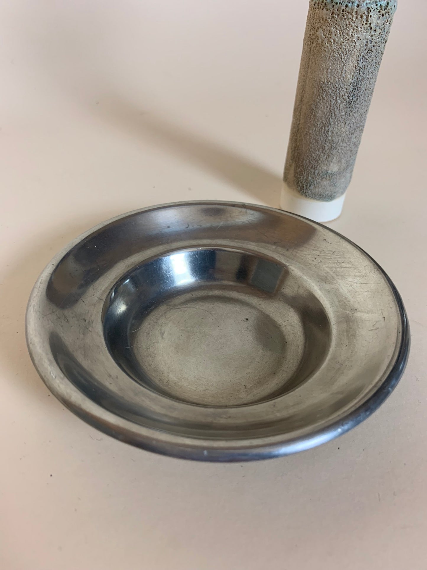Kleine Blechschale