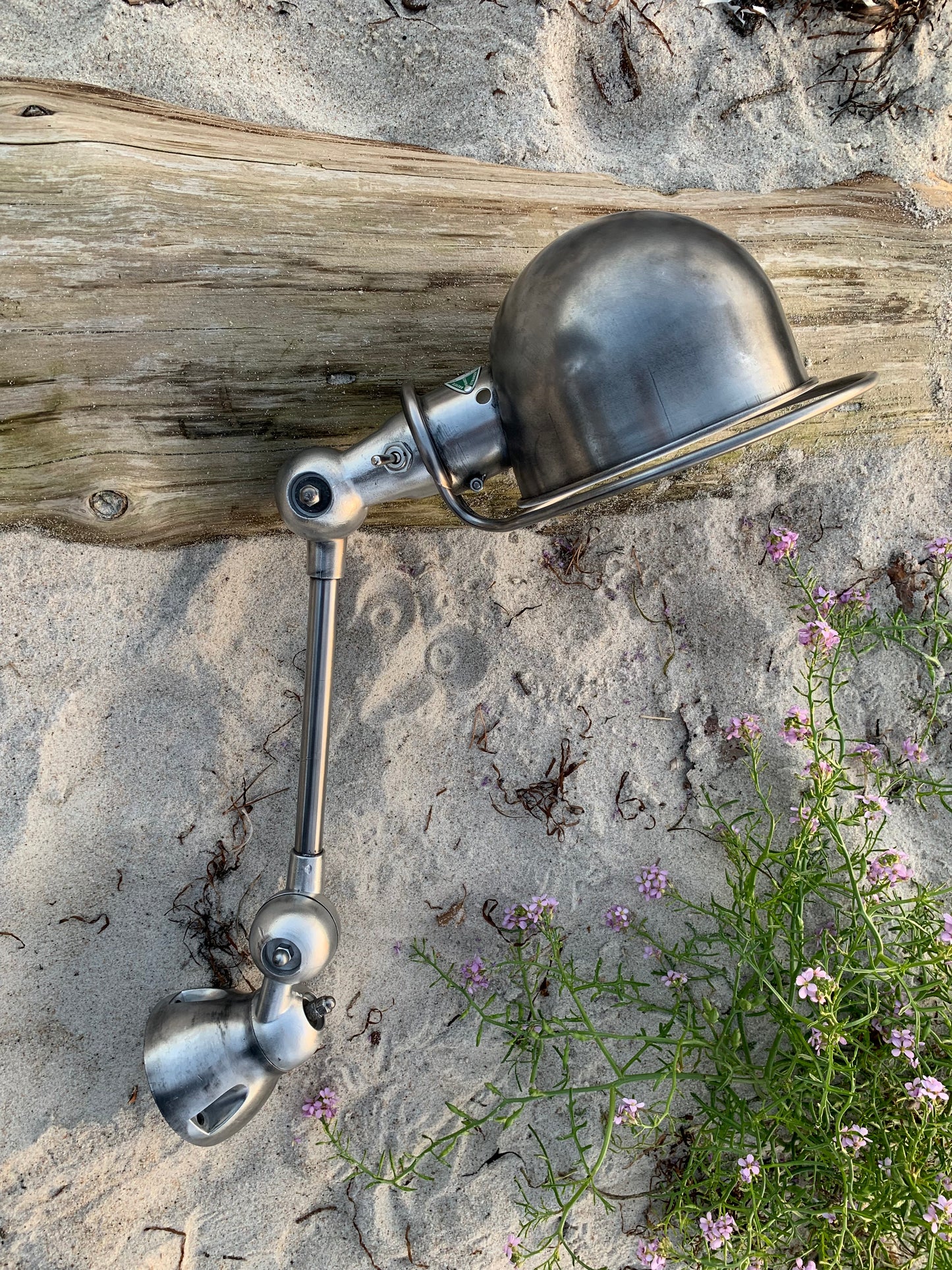 Schöne Jieldé-Lampe mit einem Arm