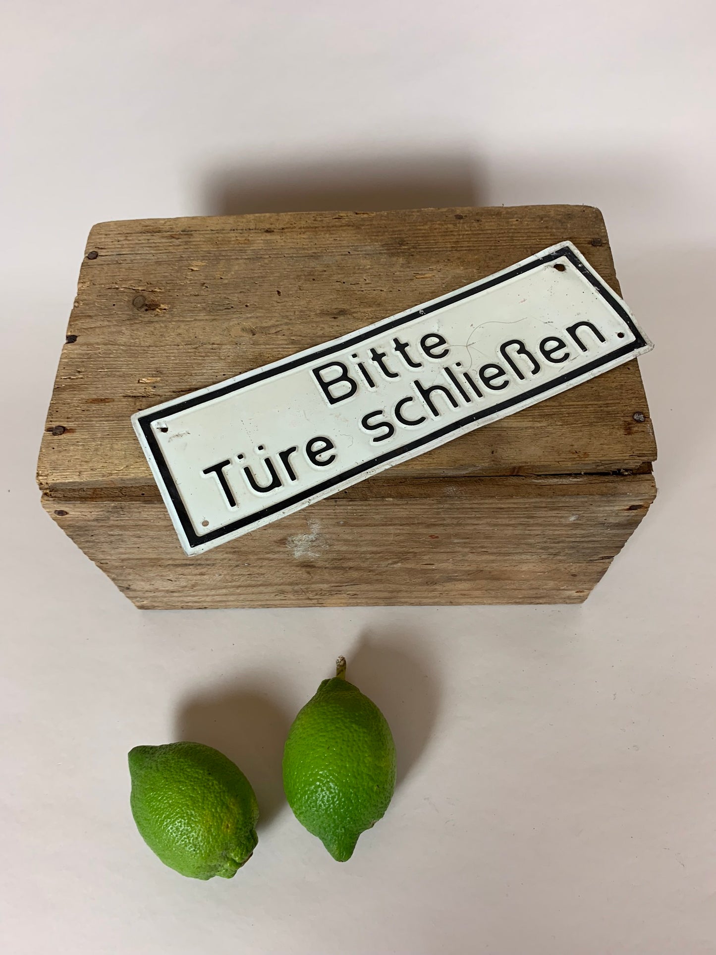 Kleines deutsches Schild