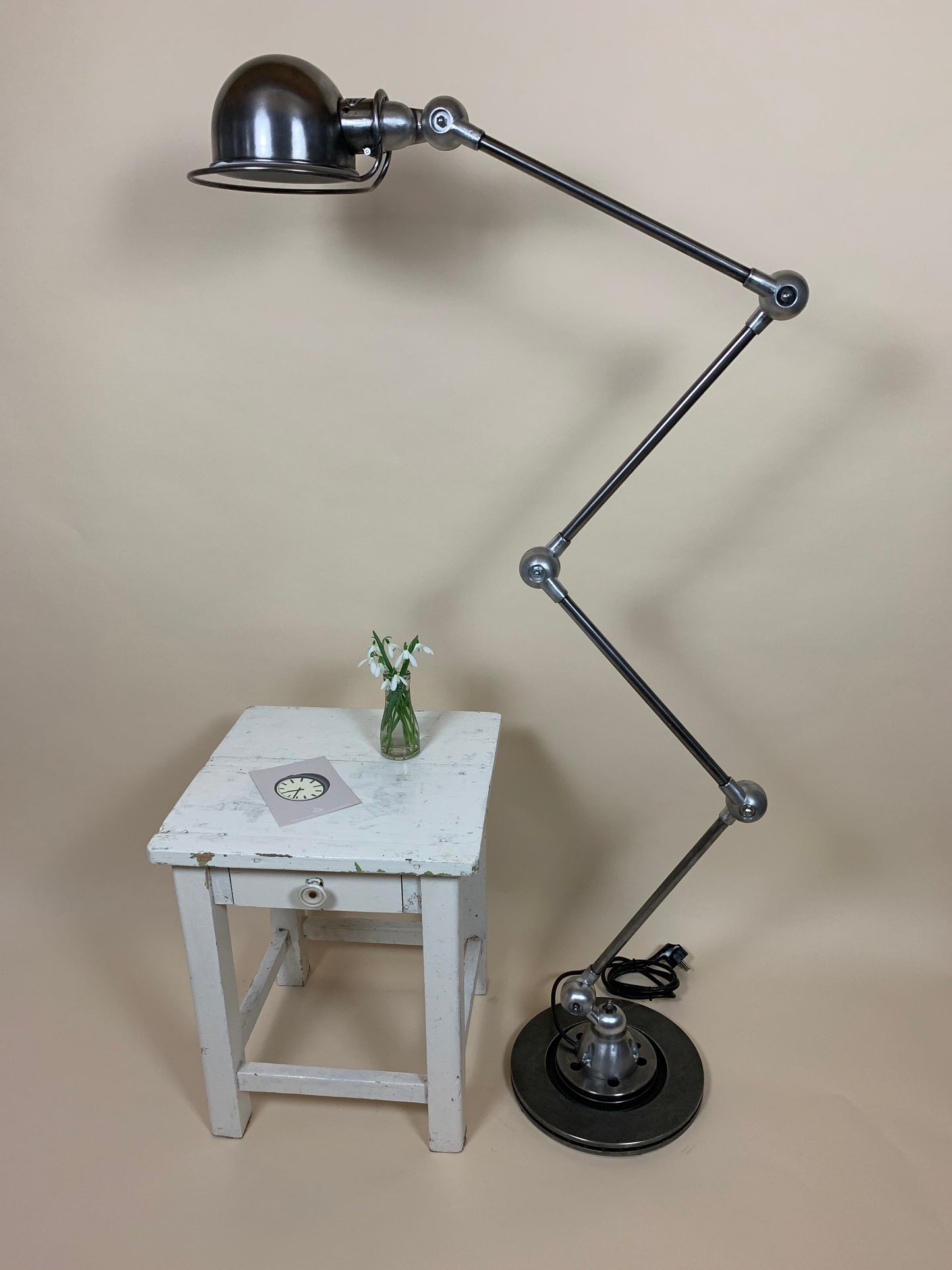 Schöne Jieldé Stehlampe mit 4 Armen