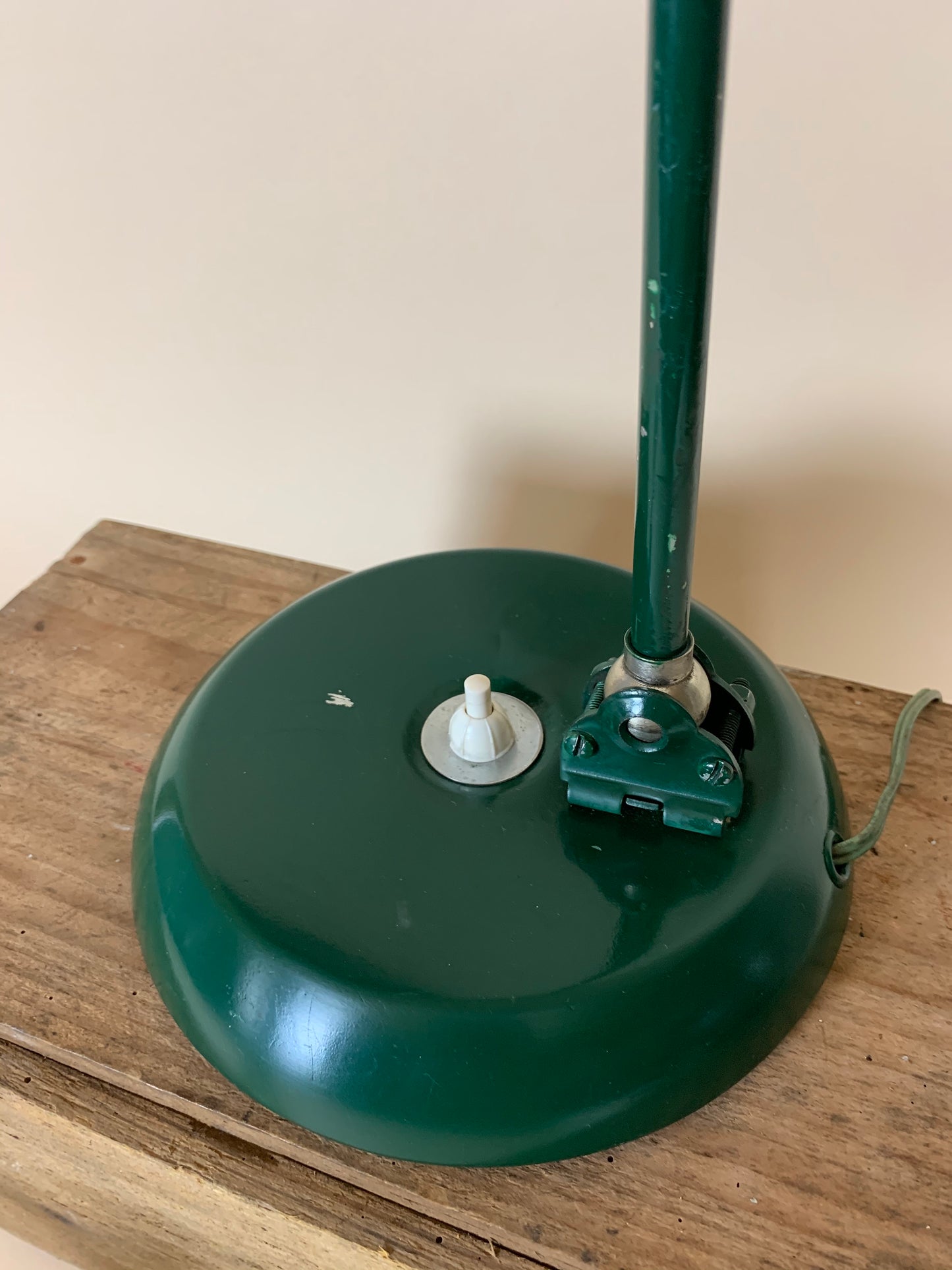 Grüne Bauhauslampe