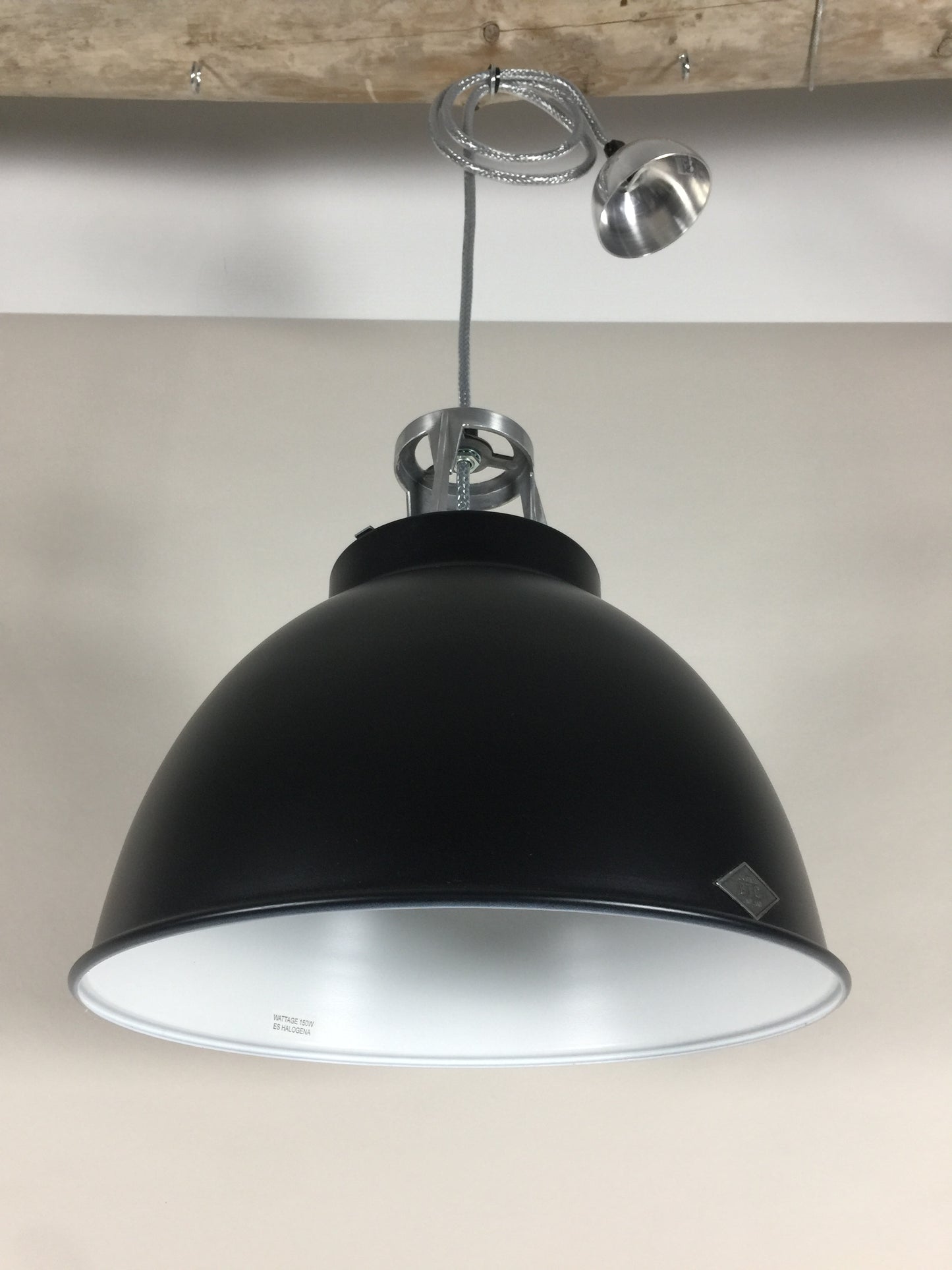 Original BTC Lampe - Titan in Schwarz