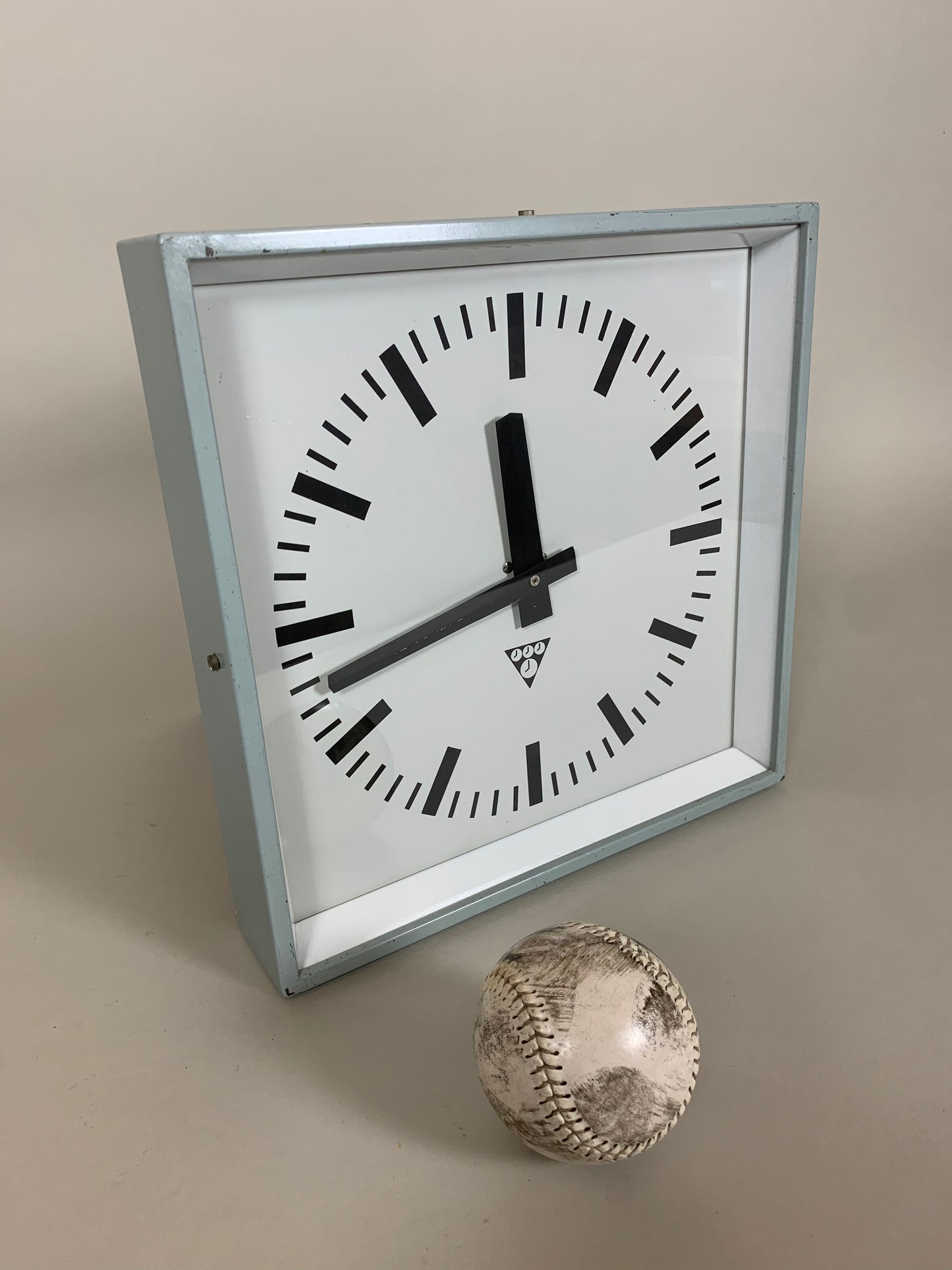 Industrielle Uhr