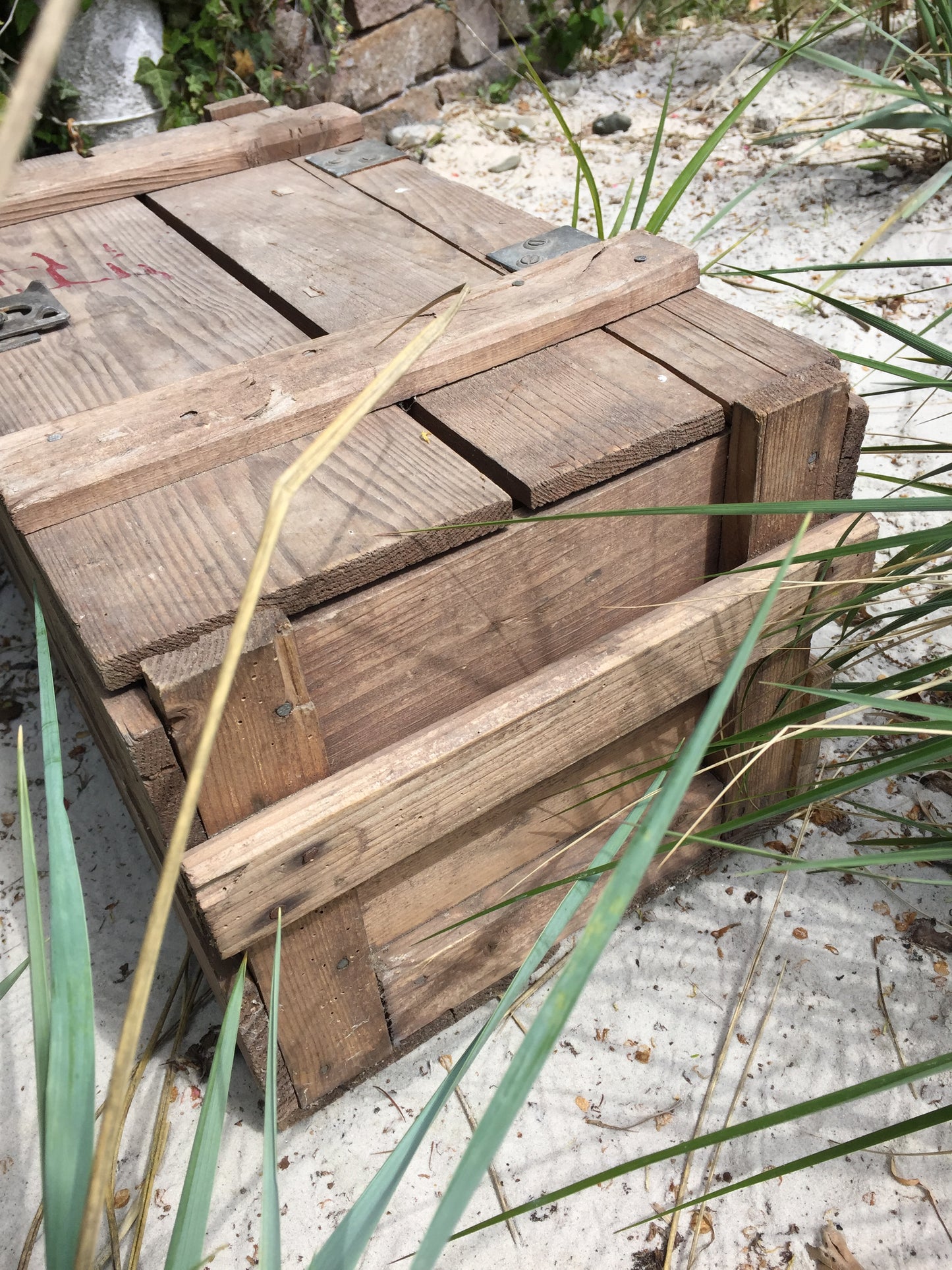 Batteriekasten aus Holz mit Deckel
