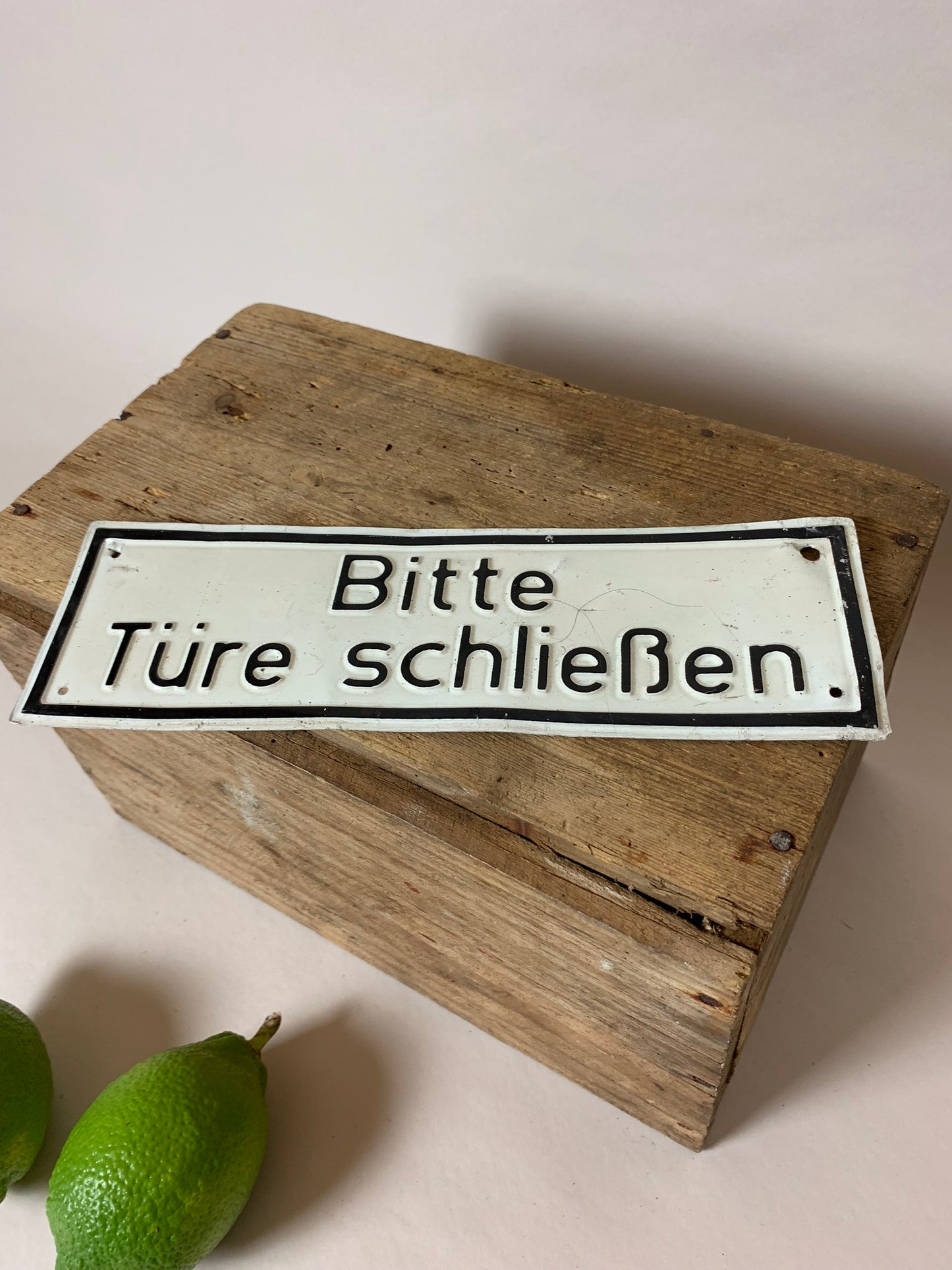 Kleines deutsches Schild