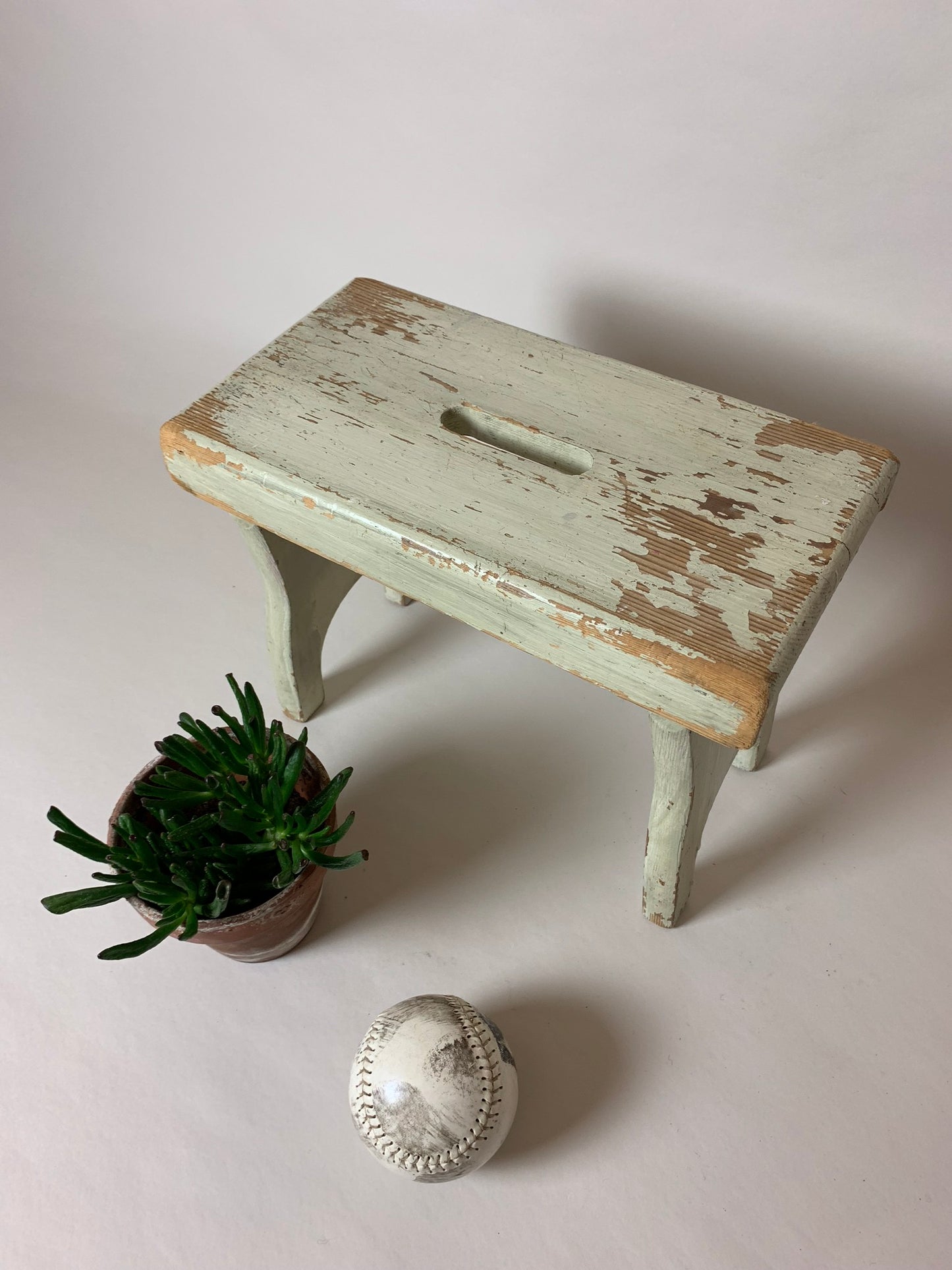 Schöner alter Hocker