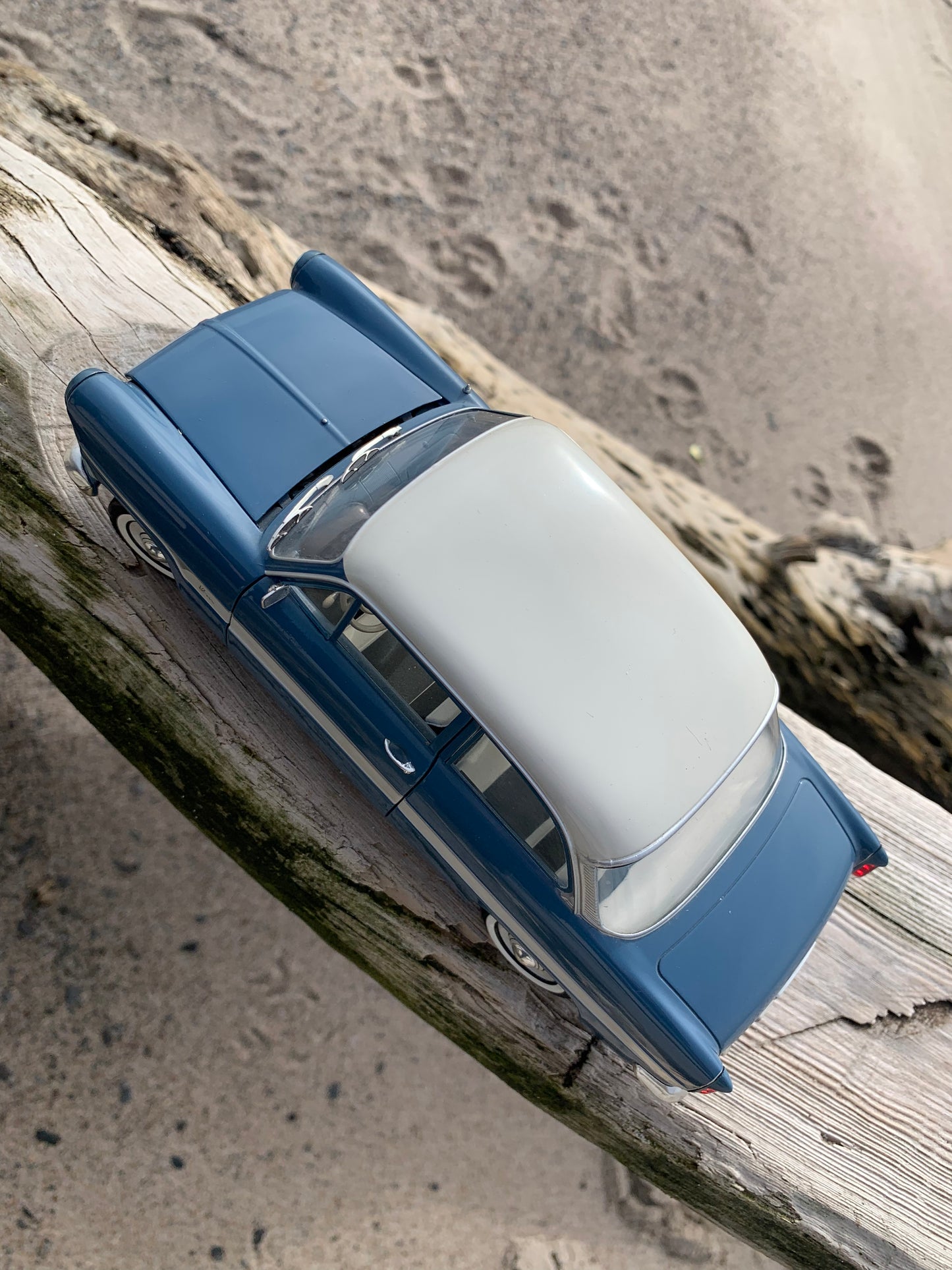 Ford Taunus 12M