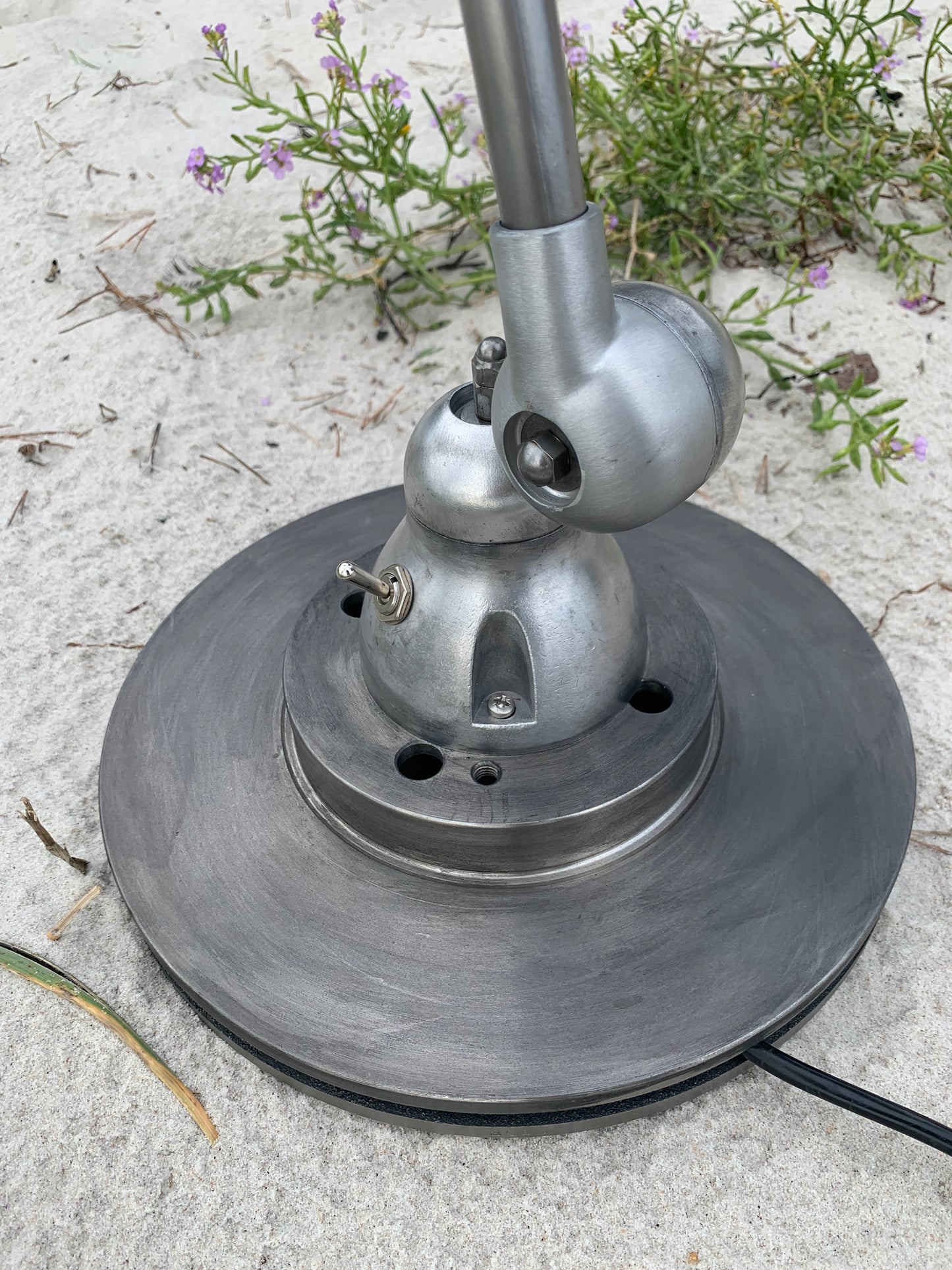 Jieldé Tischlampe mit gebogenem Arm
