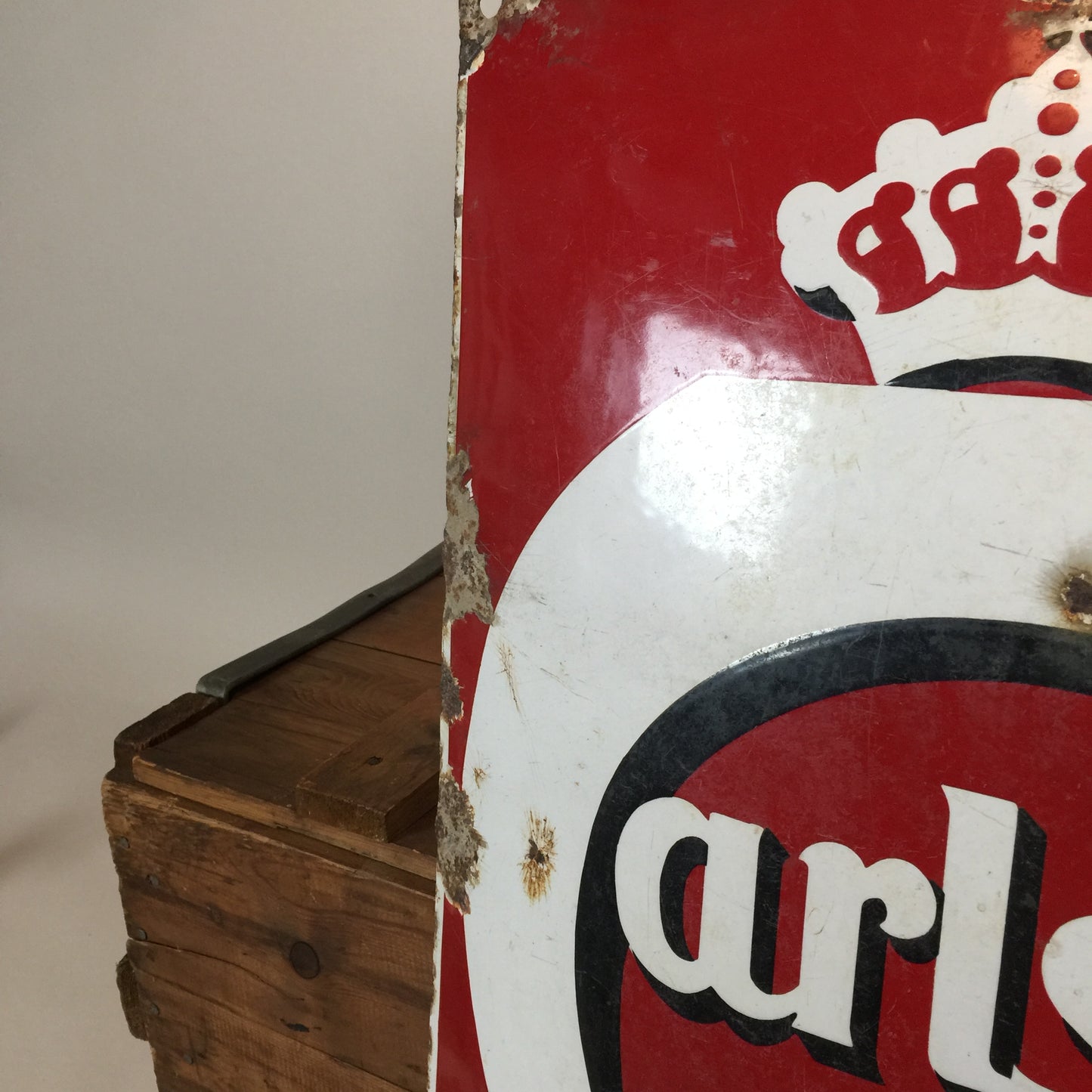 Altes und schön patiniertes Carlsberg-Schild