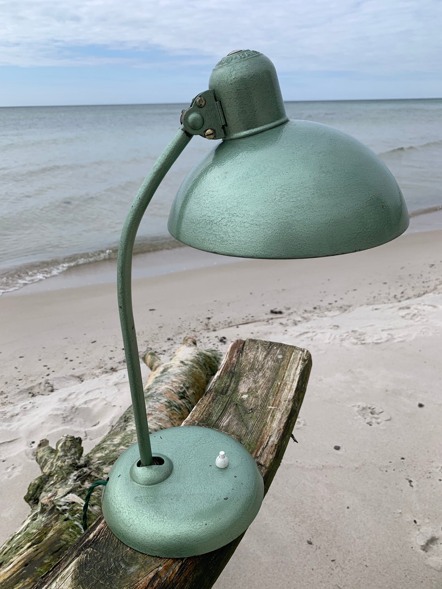 Kaiser Idell 6556 - Grüner Hammerschlaglack