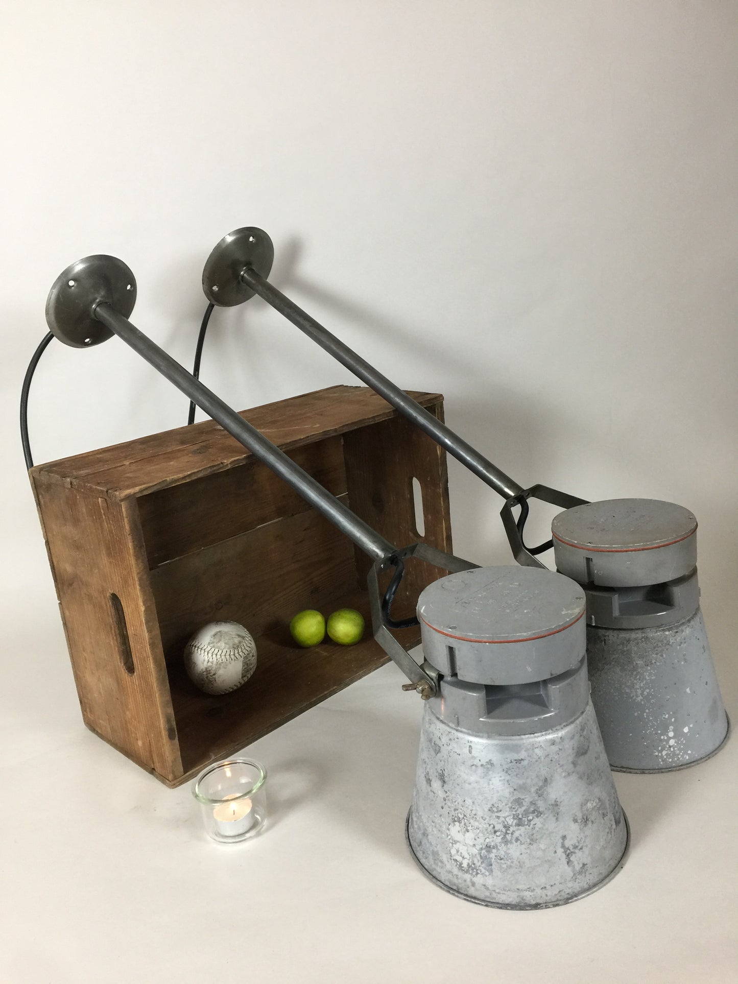 Schöne rohe Decken- oder Wandlampe (Preis gilt pro Stück)