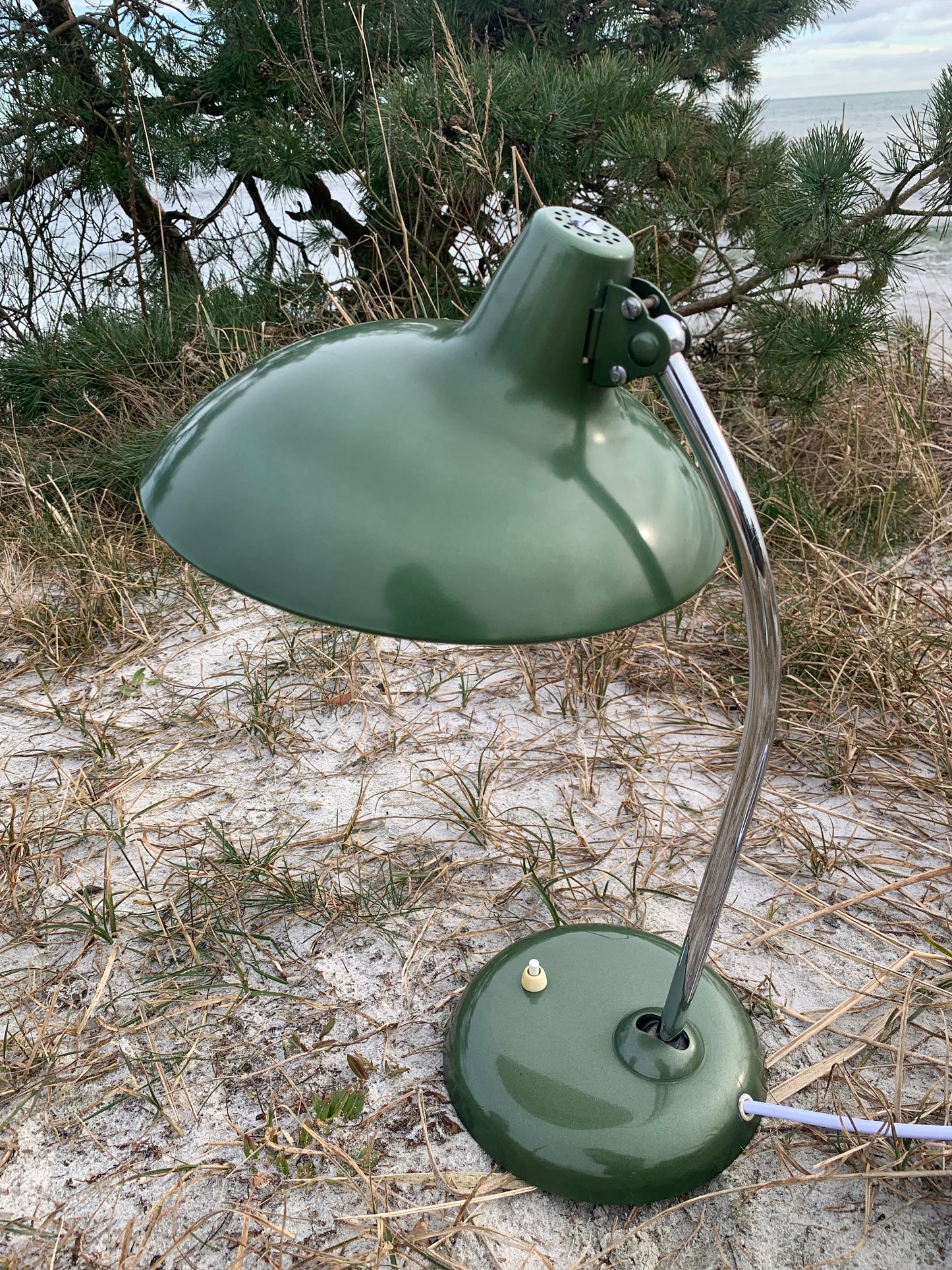 Kaiser Idell 6786 - Grün