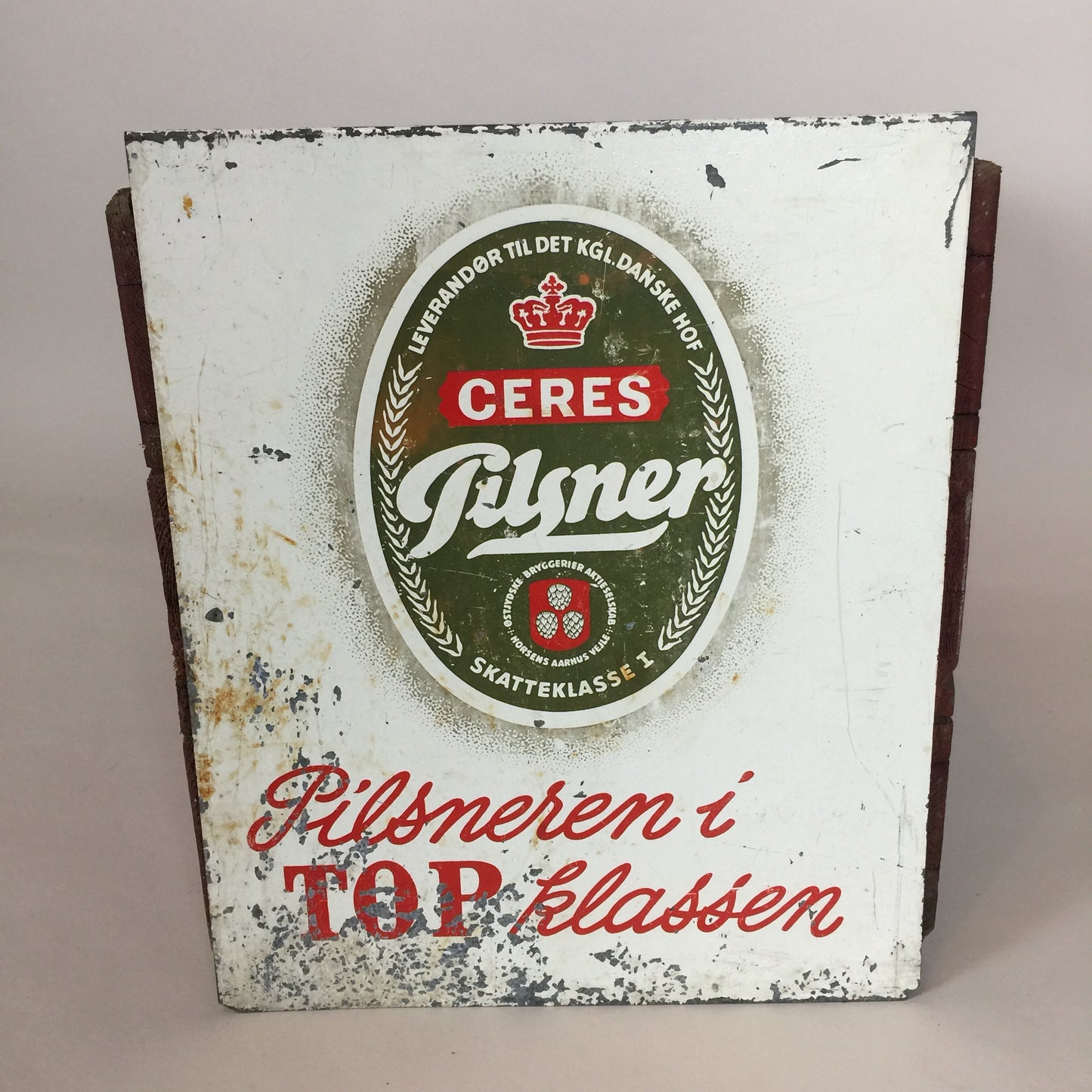 Schilder für alte Bierkisten aus Holz