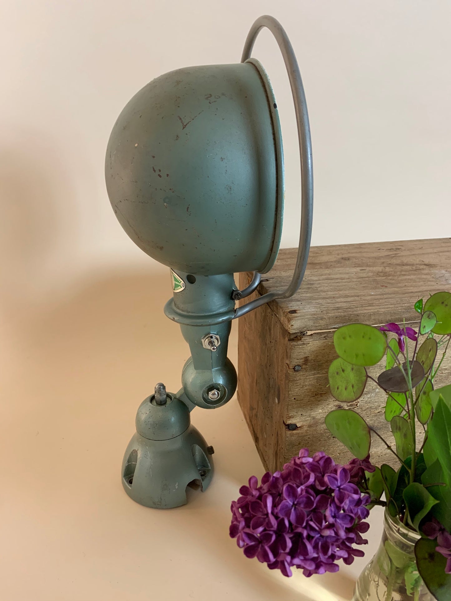 Jieldé Wandleuchte - Grün mit viel Patina