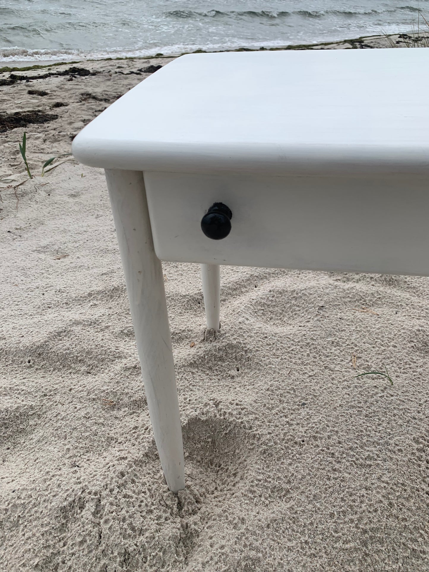 Kindertisch mit Schublade