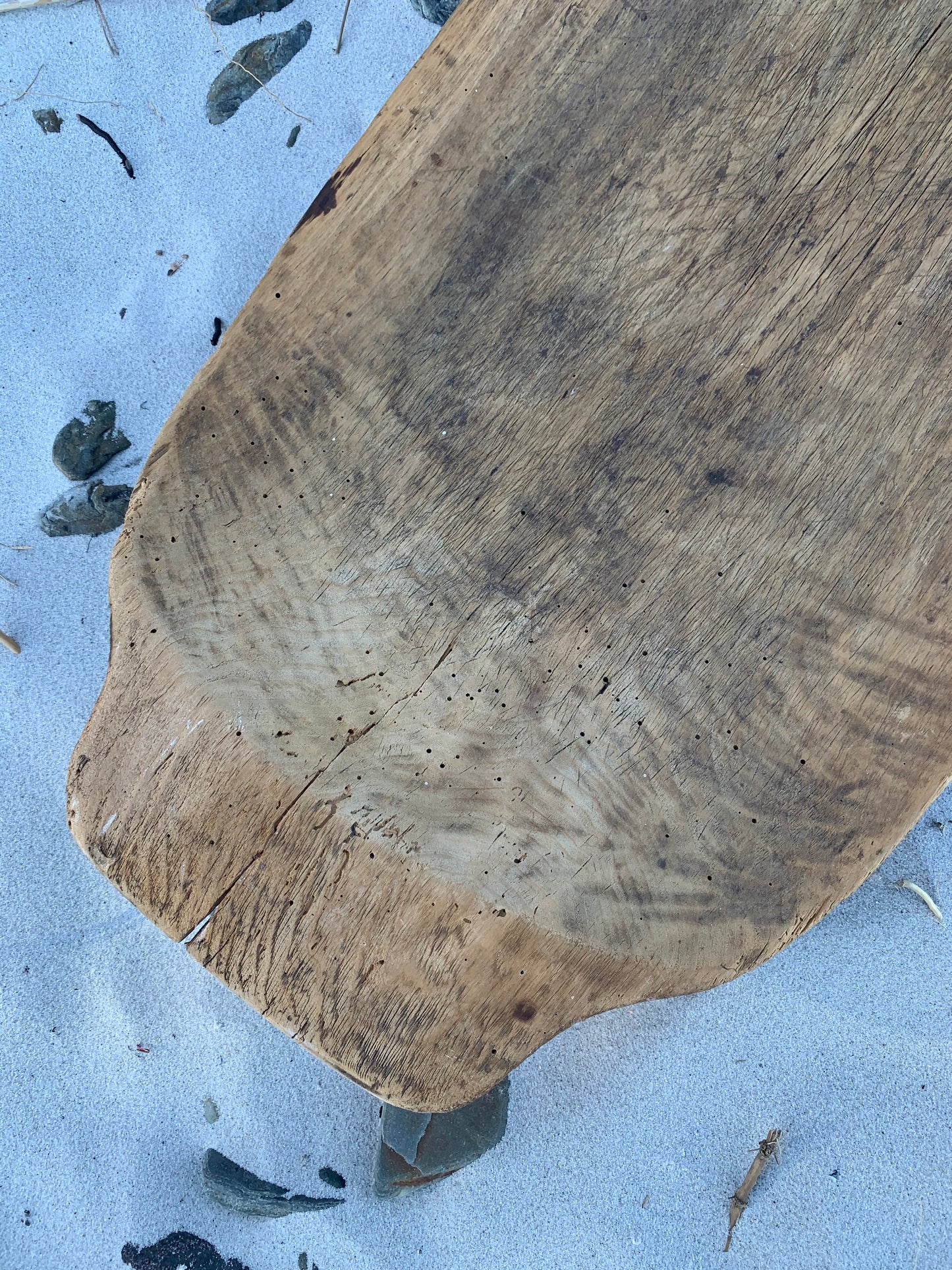 Schöne alte Holzschale