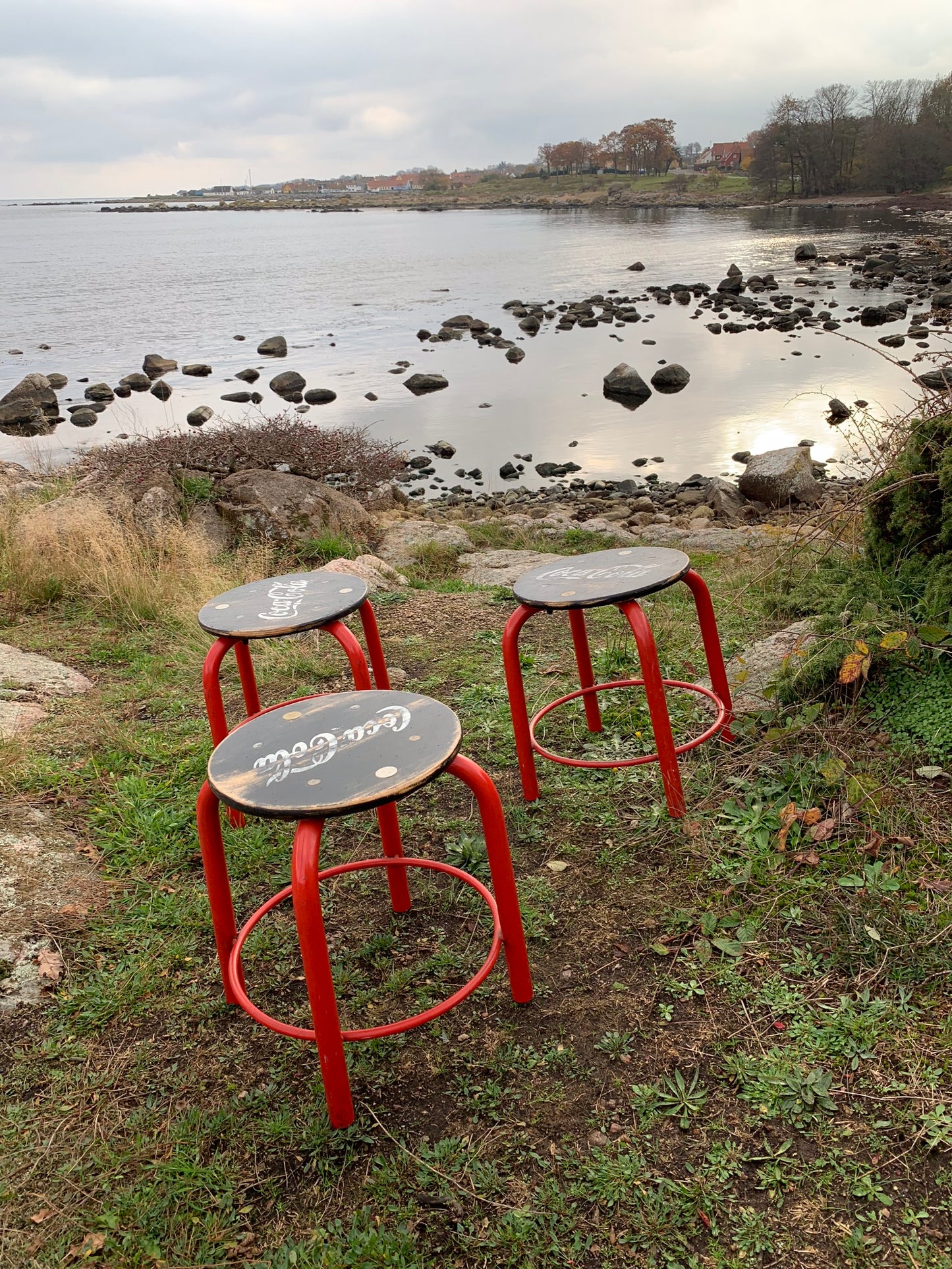 Coca Cola Hocker - einzeln verkauft, der Preis gilt pro STCK.