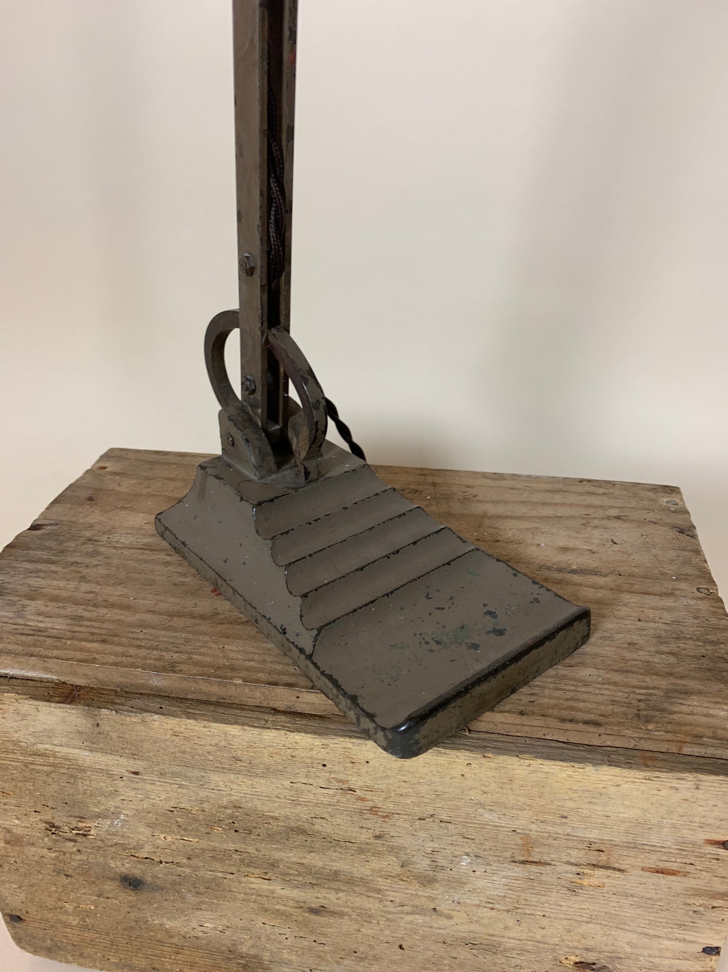 Schöne alte Notarlampe von Horax